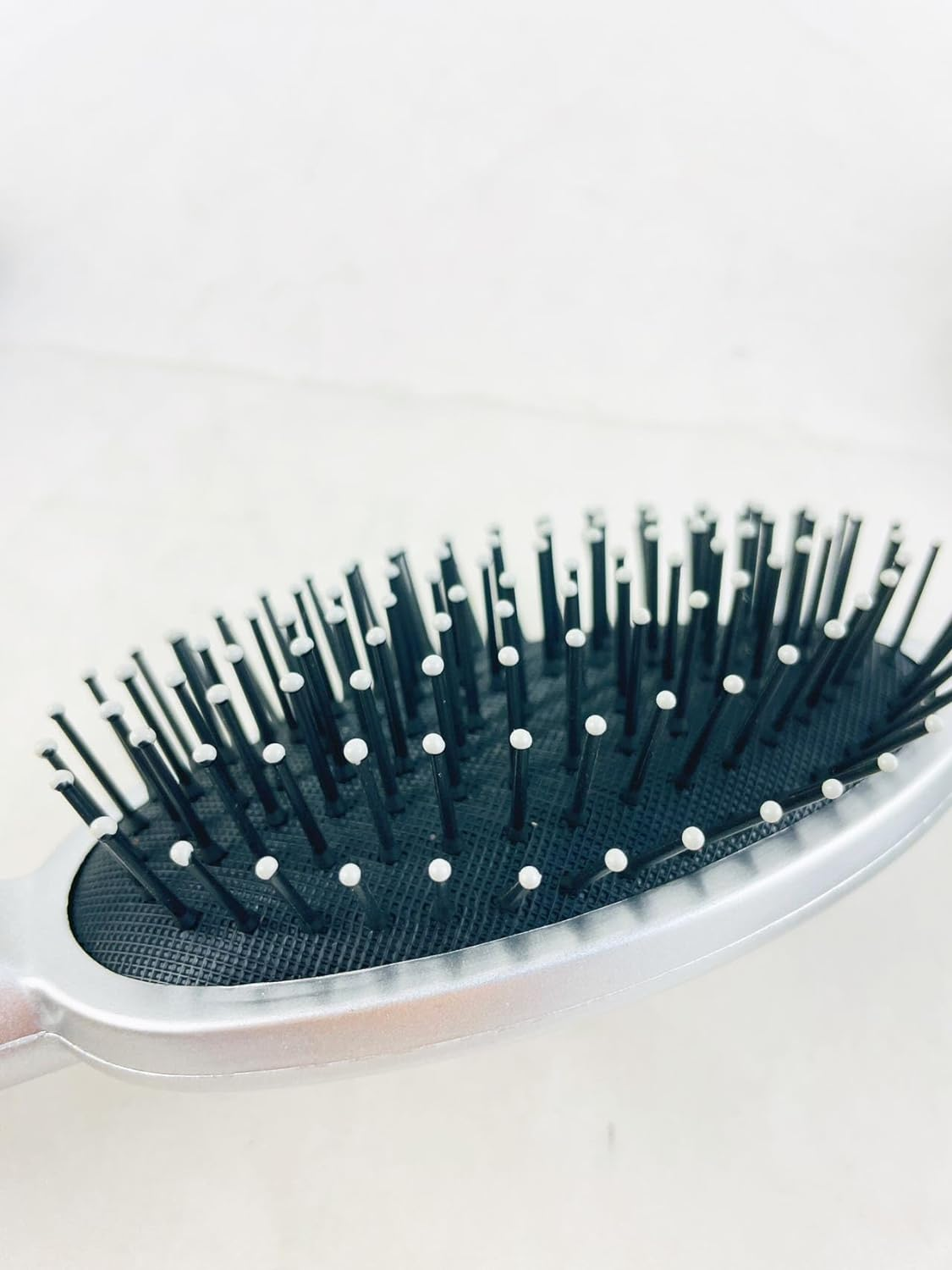 Lylac Hair Brush RANDOM anti Static Massage Oval round Hair Brush Vent Hair Brush Detangling Brush Paddle Brush for Women Men,Sliver/Black RANDOM - Blue/Red image number 4