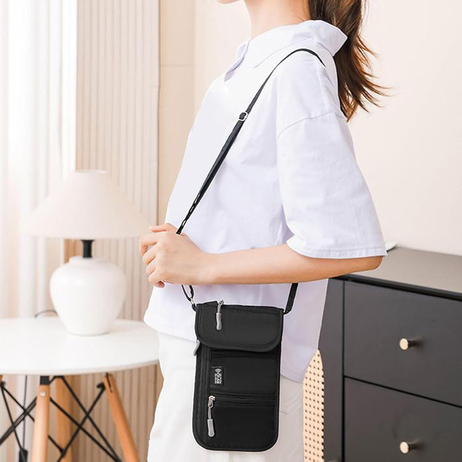 Krmoau Passport Bag &ndash; Passport Case, Anti-Theft Document Holder with Card Slots for Everyday Use Hiking Holiday Work Short Trips Leisure Camping Commuting Mobile Phone image number 2