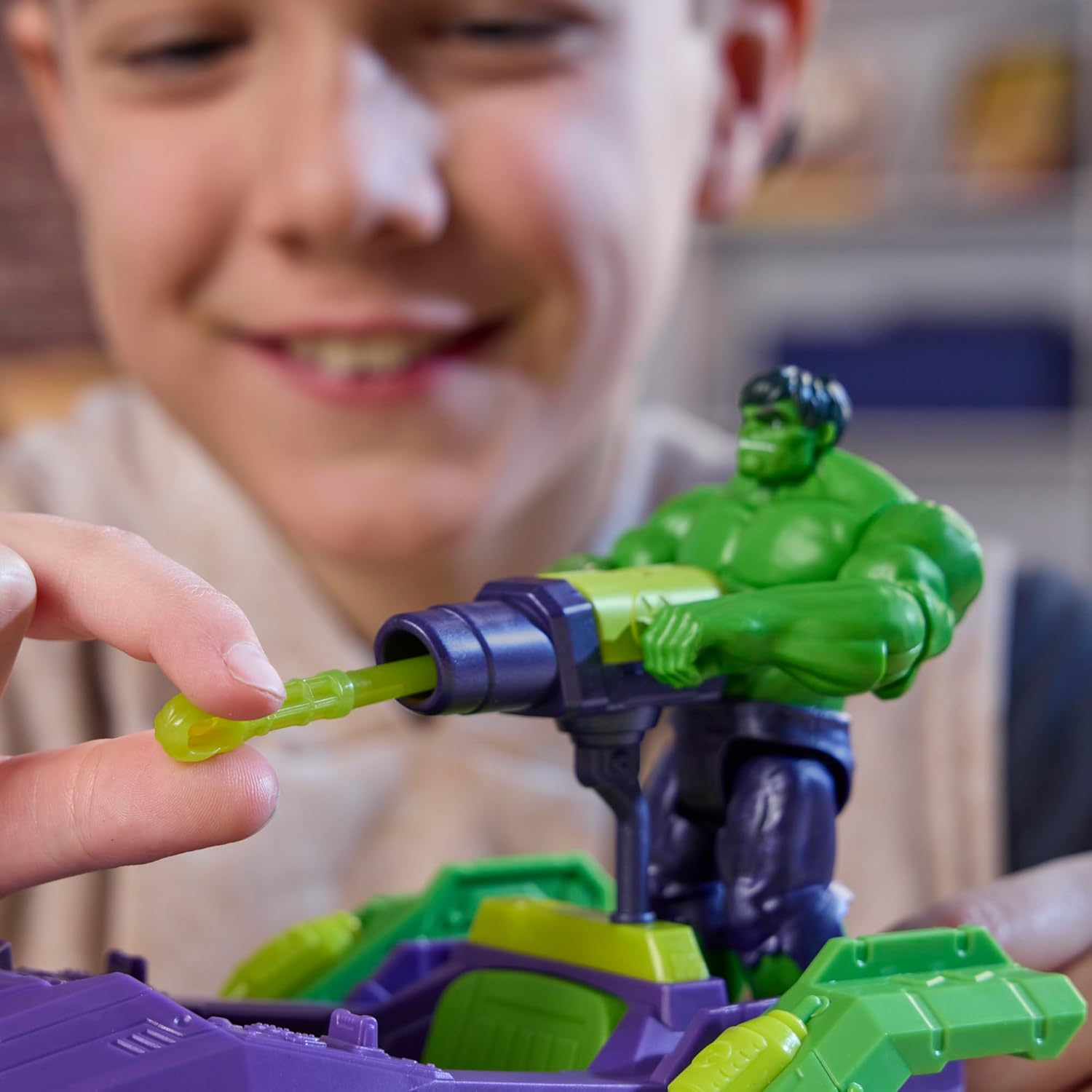 Marvel Avengers Venomversus Epic World of Action Hulk Blast & Smash Truck Figure & Vehicle Set, 4-Inch (10 Cm) Super Hero Toys for Kids Ages 4+ image number 5