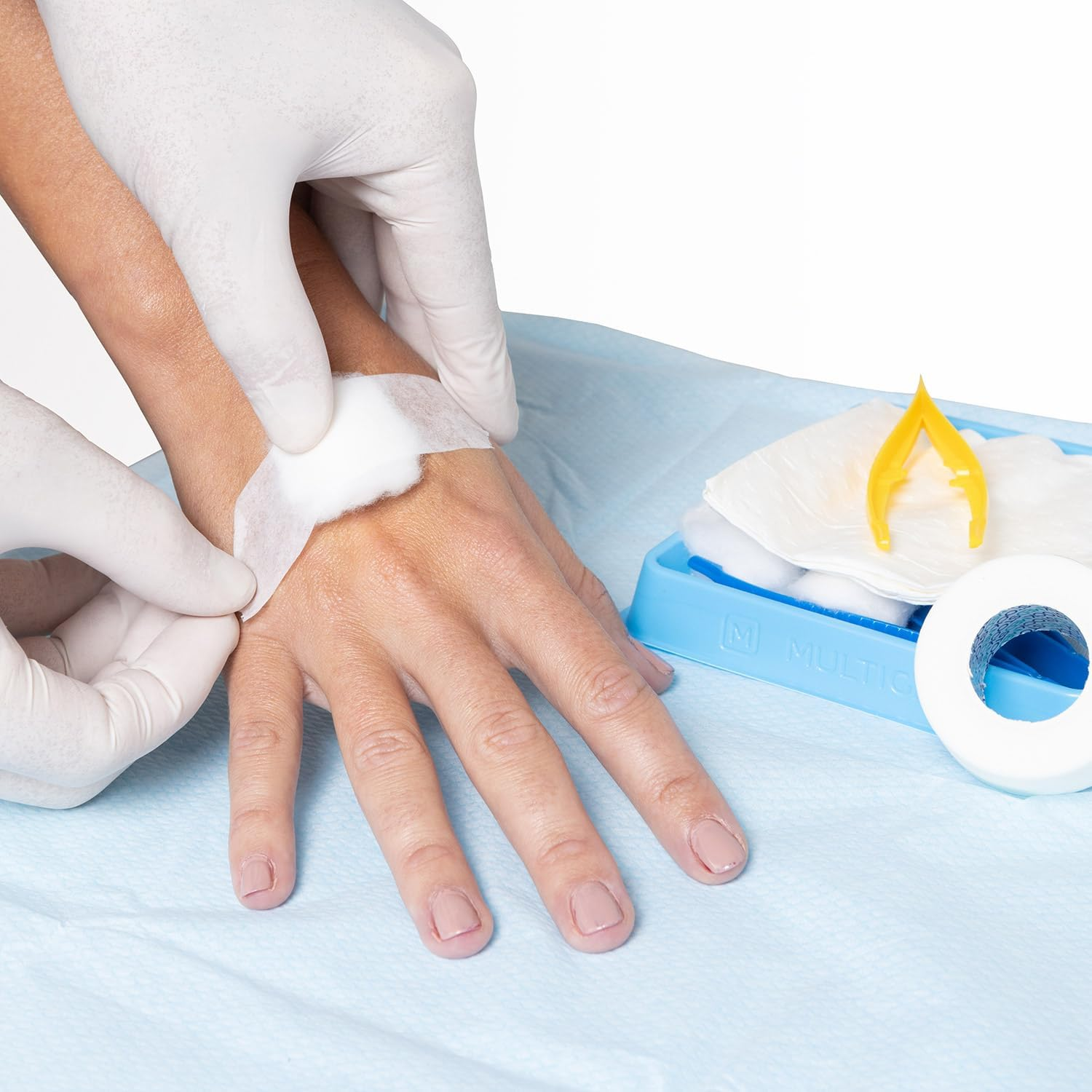 MEDSTOCK Premium Microporous Surgical White Tape, 2.5Cm X 9.1M, 12 Rolls/Box, Latex-Free, Ideal for Dressing Fixation & Scar Management, Hypoallergenic, Breathable & Tearable image number 4