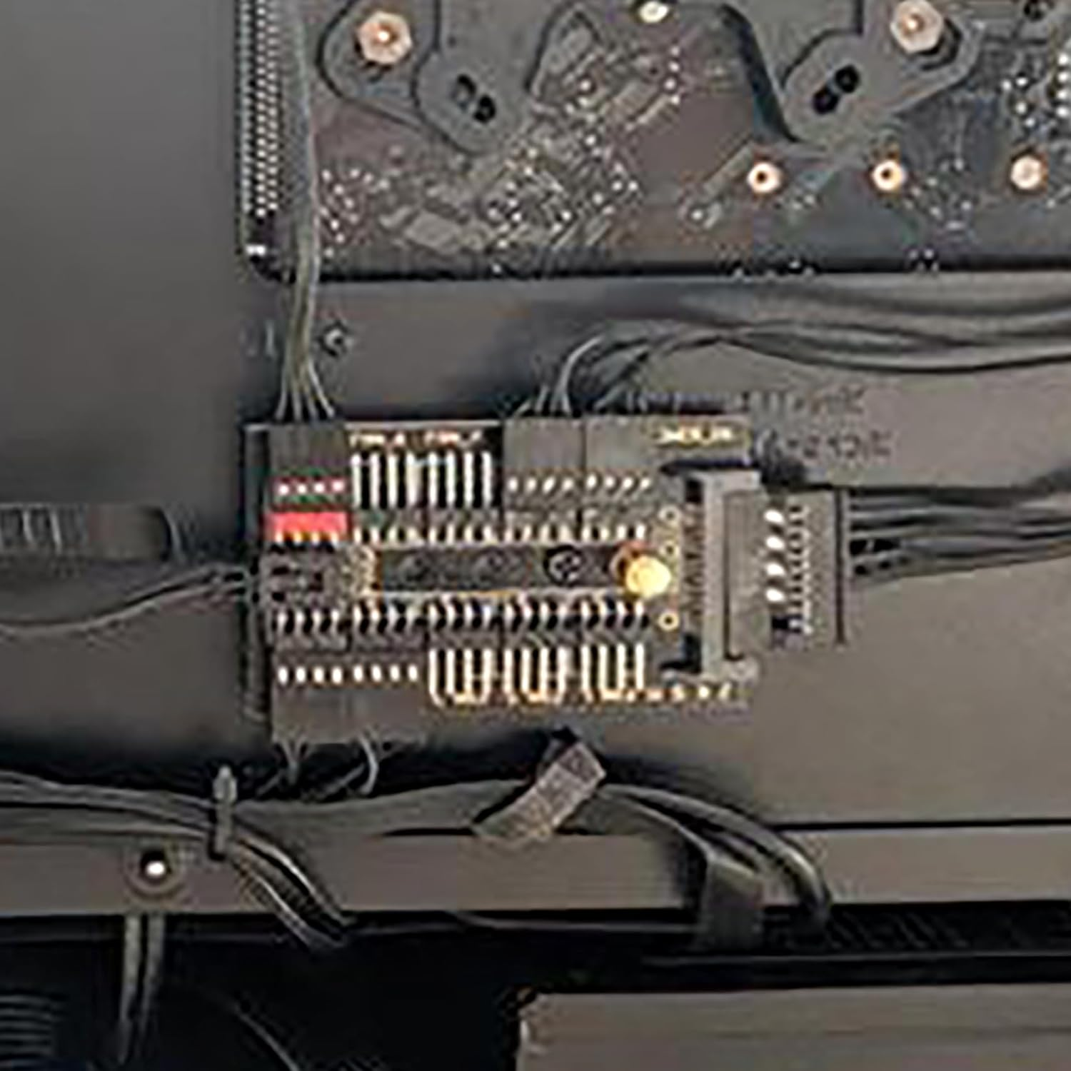 Tunghey 12V 4Pin PWM & 5V 3Pin ARGB Hub with SATA 15Pin Power 2-In-1 Hub 6 Way Sync CPU Cooling Fan RGB Hub Lighting PCB Splitter for Extended Motherboard Interface image number 5