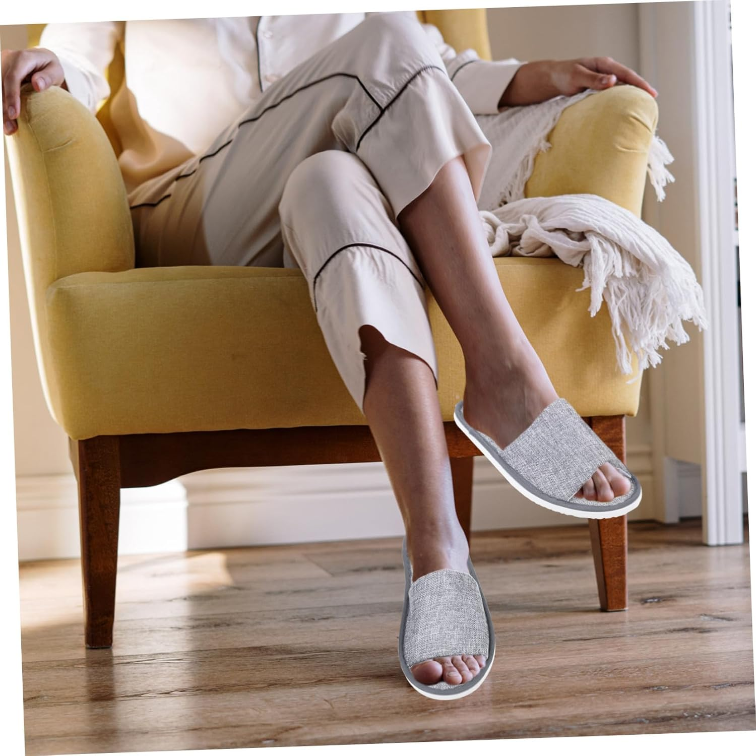 Outanaya 6 Pairs Breathable Open Toe Disposable Slippers Non Slip Floor Slippers for Travel Lightweight Comfortable Cotton Linen Gray image number 2