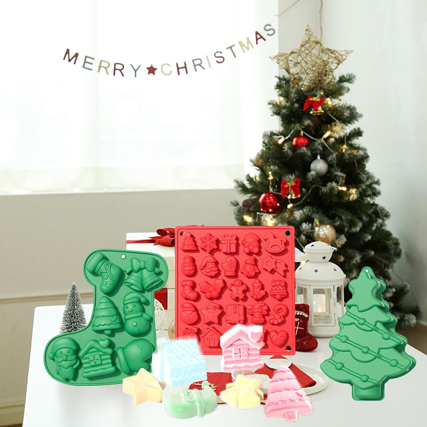 Pack of 3 Christmas Chocolate Moulds Silicone Mould for Chocolate on Lollipop 33 Cavities Silicone Baking Mould Christmas for Making Muffins, Cakes, Pudding, Chocolate