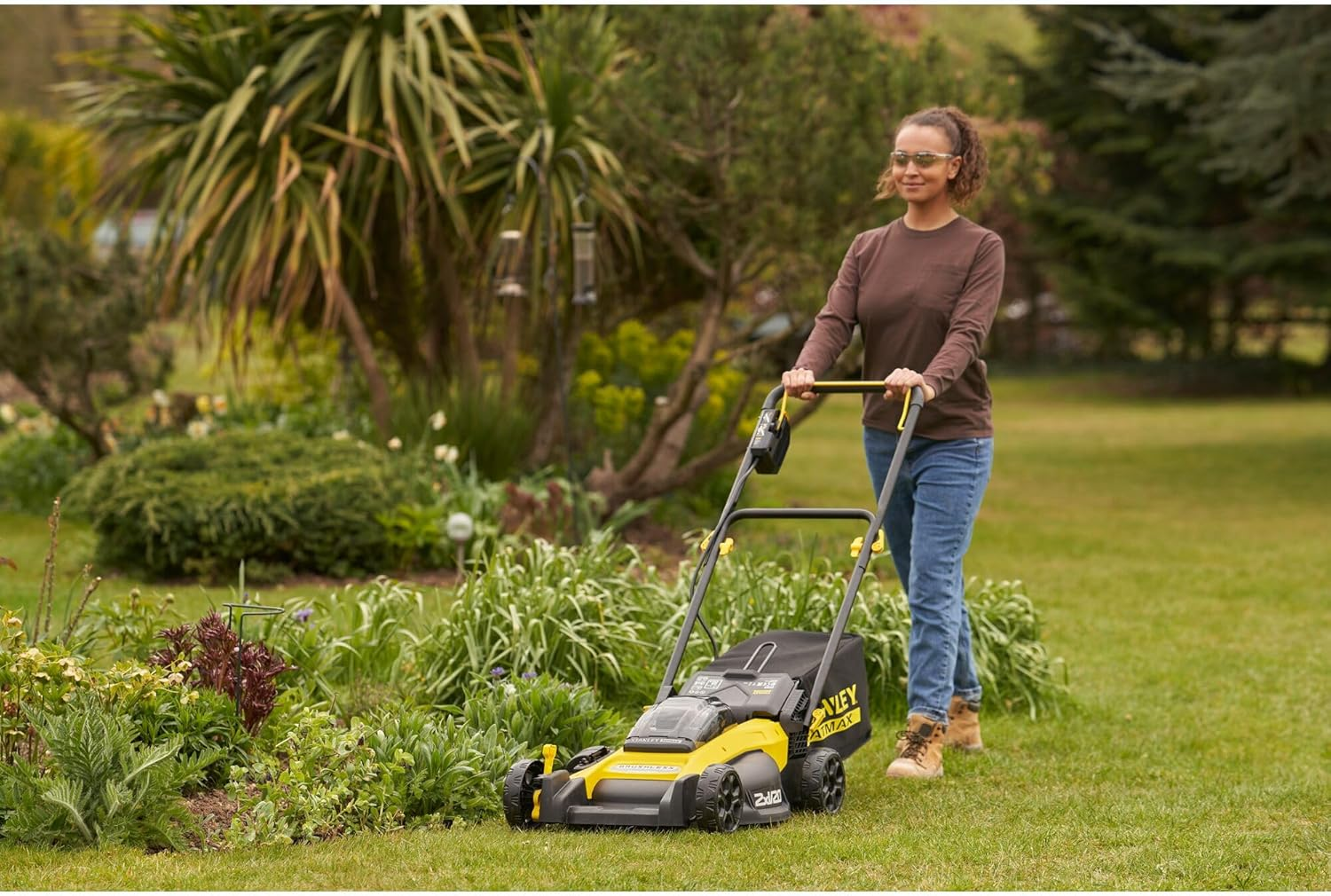 STANLEY FATMAX 18V 2Xv20 51Cm Brushless Mower Kit 4.0Ah image number 1