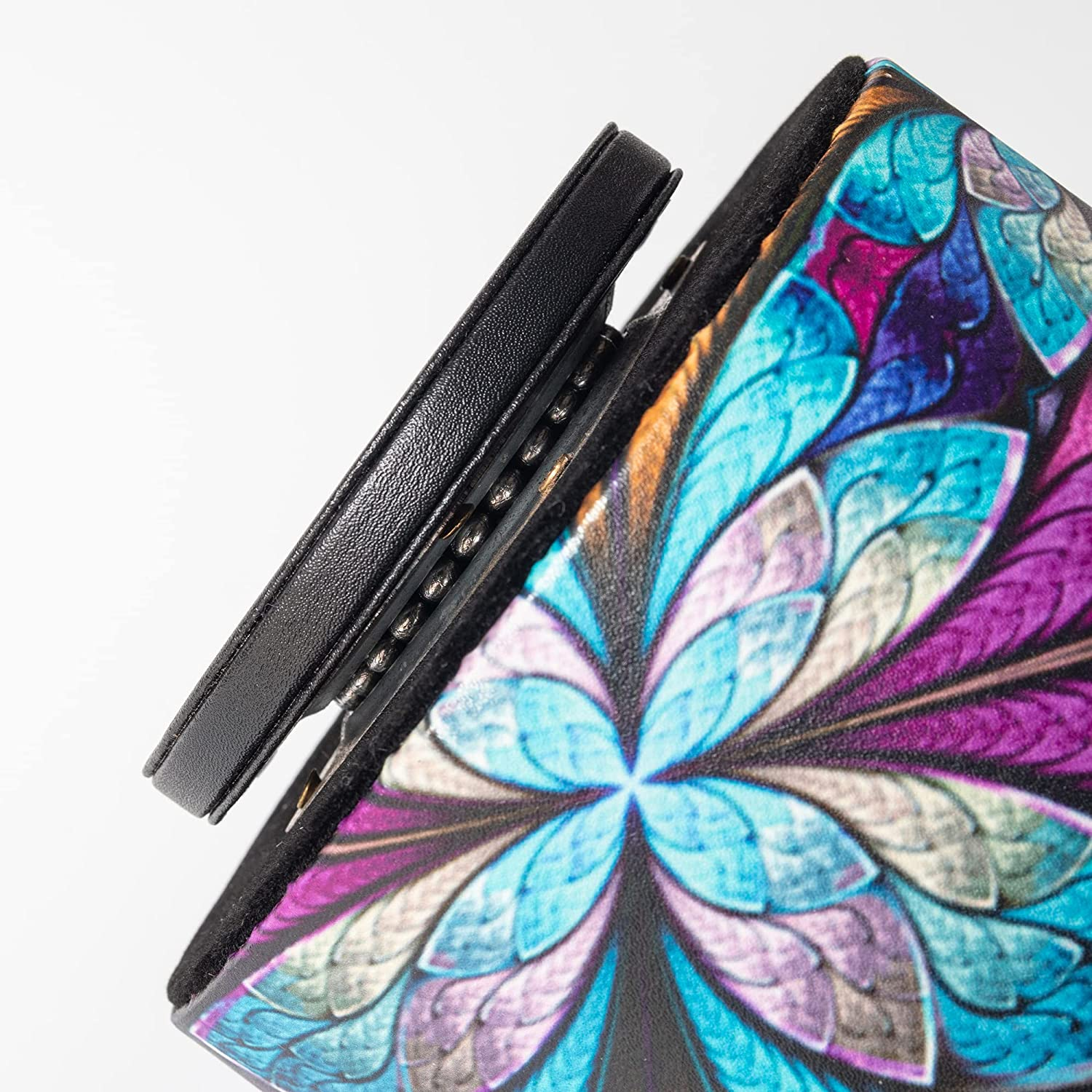 HOMIEST round Leather Art Supply Organizer,Remote Control Holder,360 Degree Spinning,Multi-Functional Pencil Holder,4 Compartments Desktop Stationary Organizer image number 4