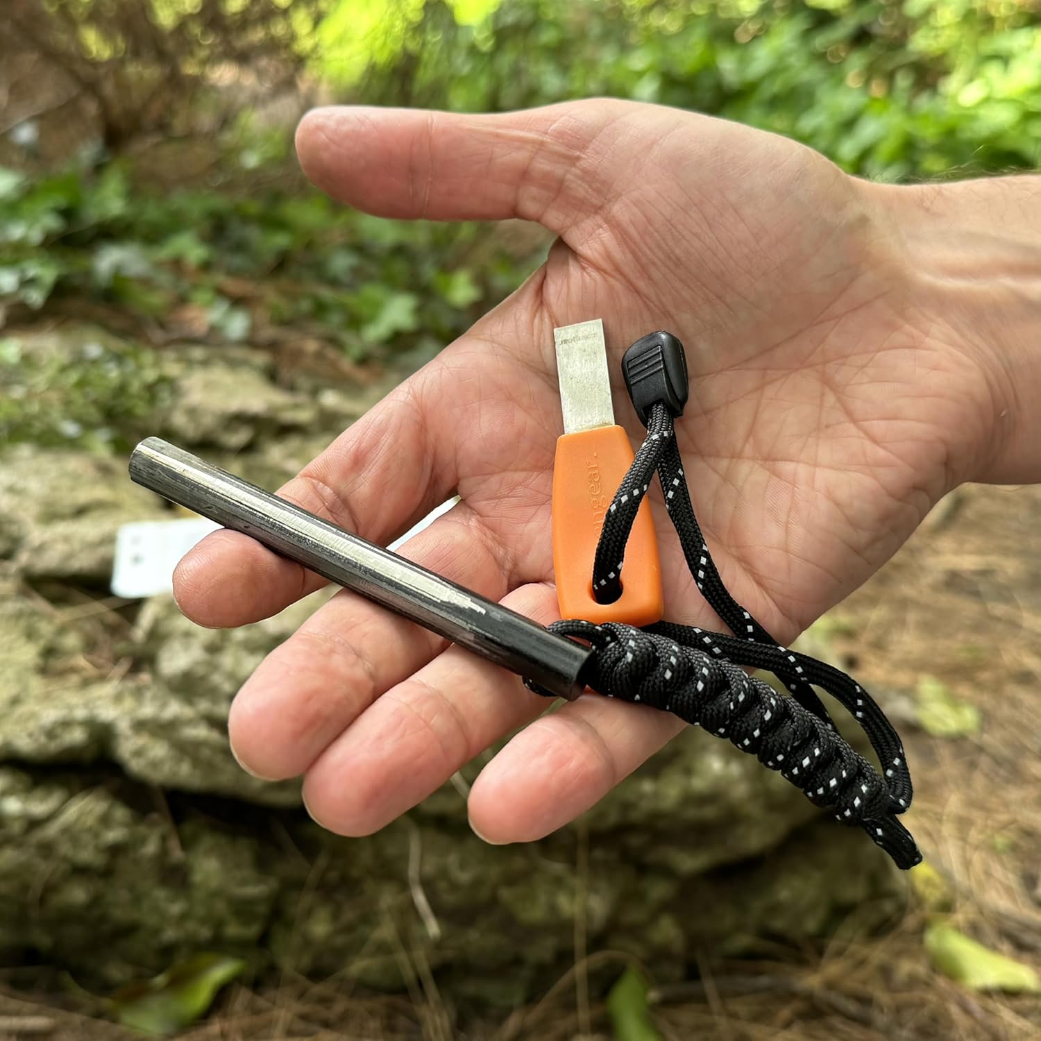 Camping Flint and Steel Fire Starter, 10X100Mm (0.4X4In) Ferro Rod, HSS Striker, Paracord, Waterproof Outdoor Survival Kit Azengear image number 2