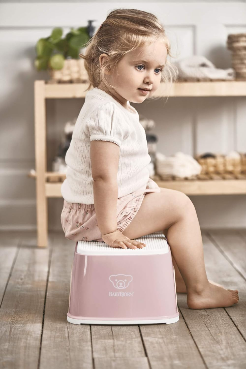 Babybj&ouml;rn Step Stool, Powder Pink/White image number 3
