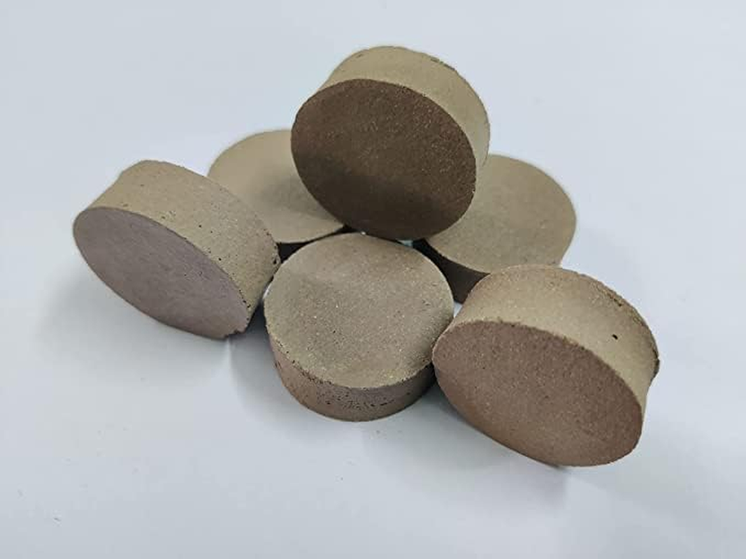 Edible Indian Grey Roasted Clay Pucks 200 GMS image number 2