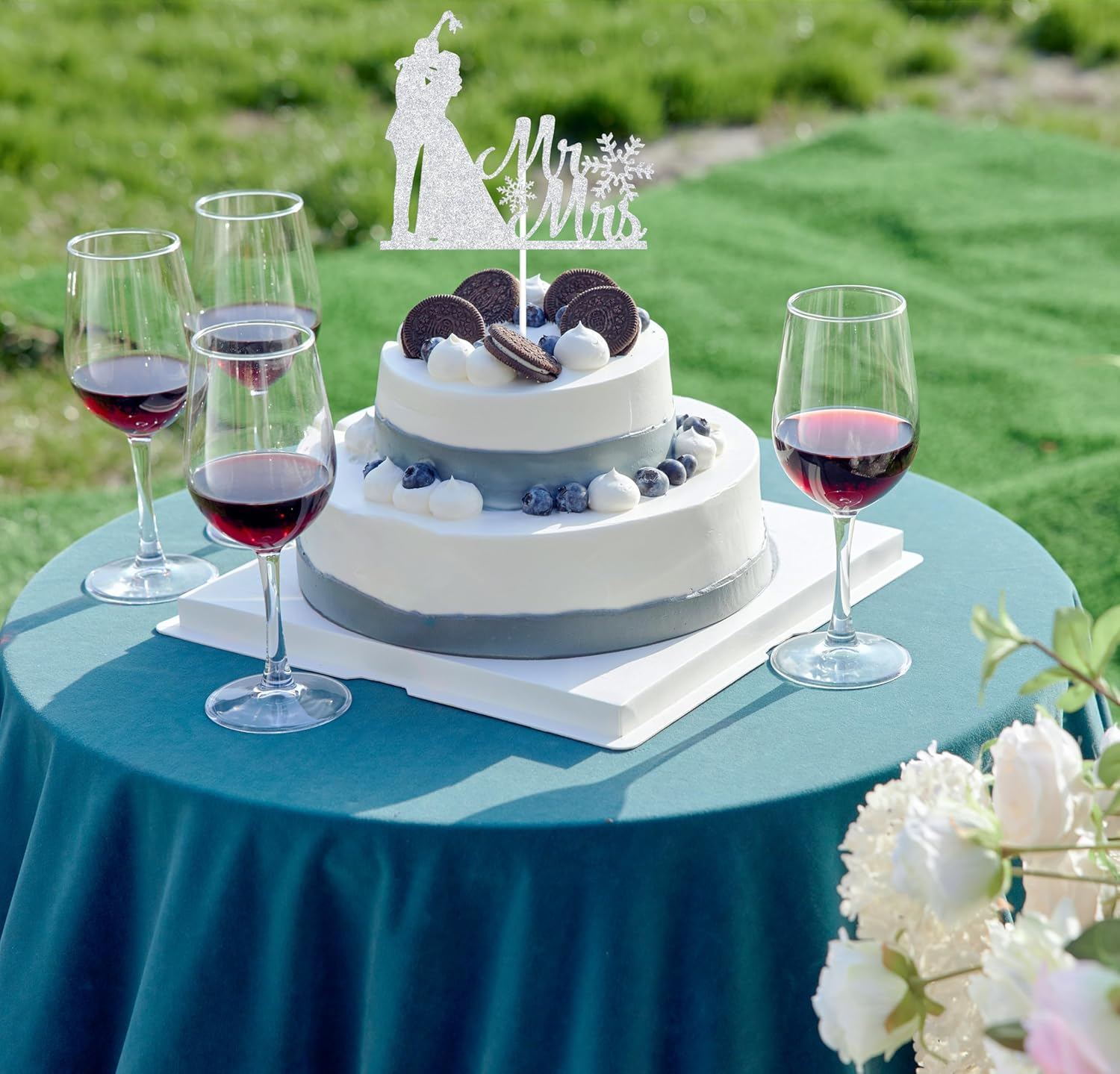 Winter Wedding Cake Topper, Mr & Mrs Cake Decorations, Snowflakes Wedding Decor, Snow in Love, Christmas Winter Engagement Party Supplies Silver Glitter