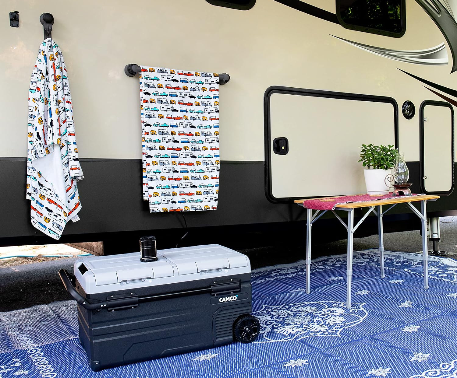 Camco RV Towel Hook | Add Hooks Inside/Outside Your RV | Strong Mechanical Suction Cup Hook (44028), Black