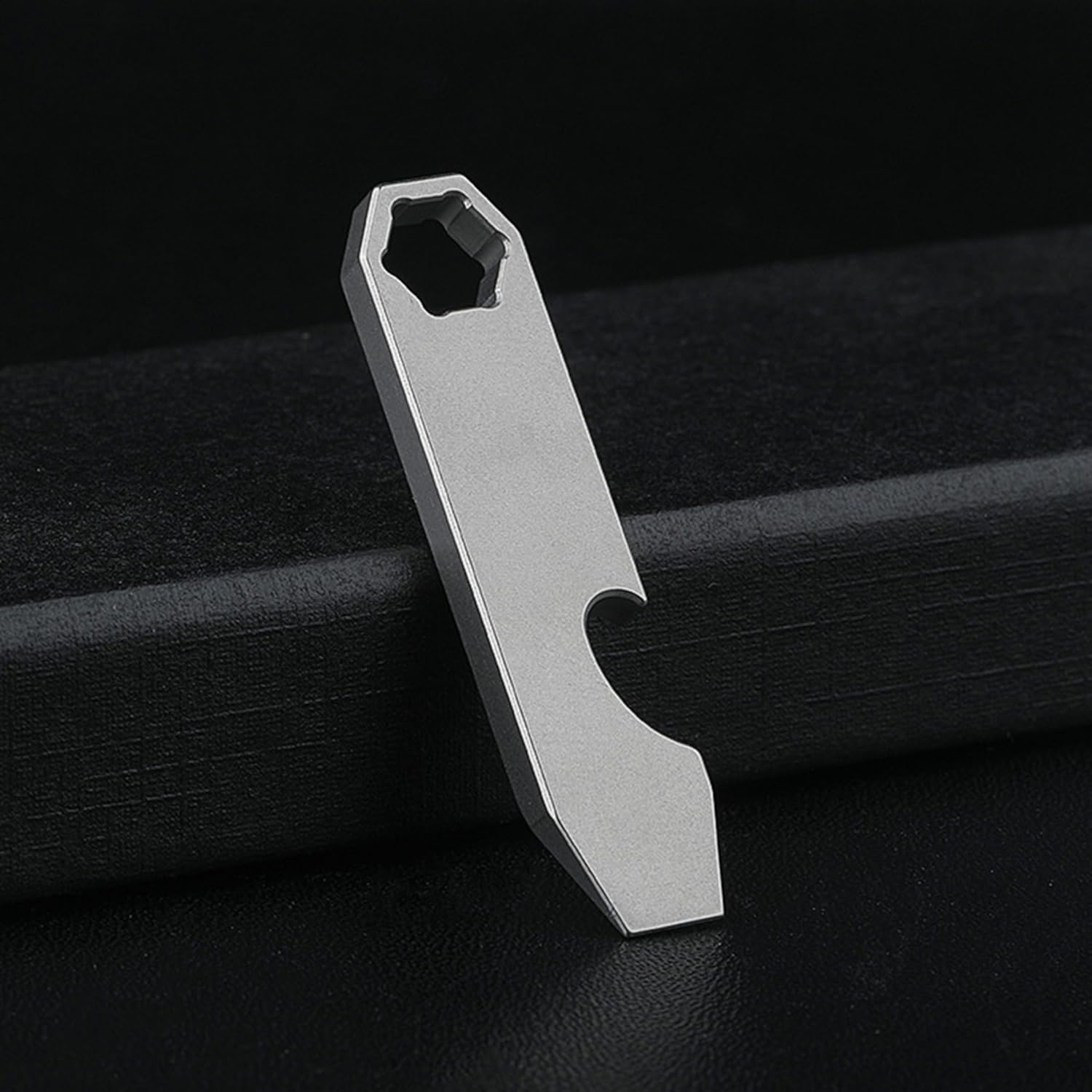 Hamans EDC Pry Bar Mini EDC Tool Pocket Keychain Multi Tool Titanium Pry Bar EDC Pry Bar for Keychains, LQ-07 image number 4