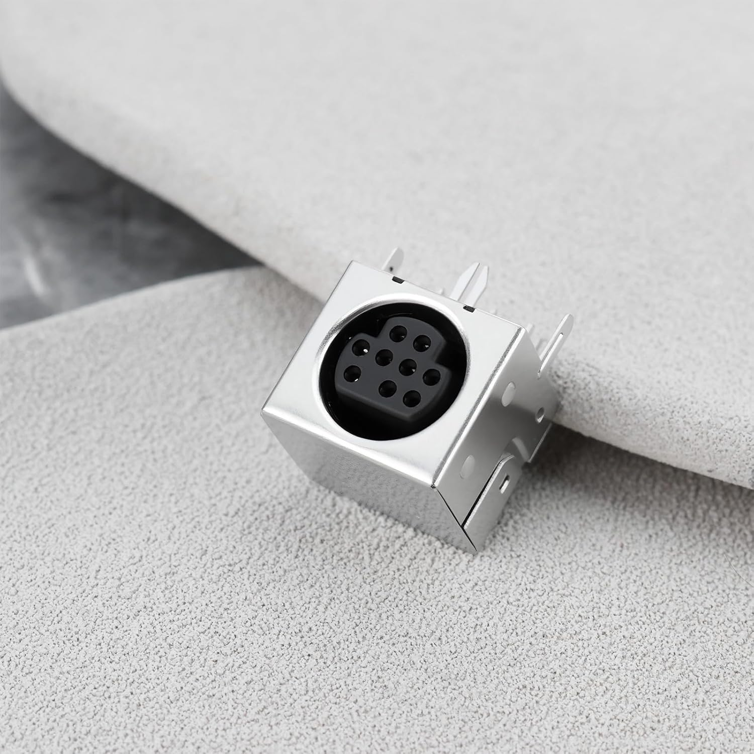 OTOTEC 4Pcs 9 Pin Mini DIN Socket Connector Compatible with Sega Mega Drive 2