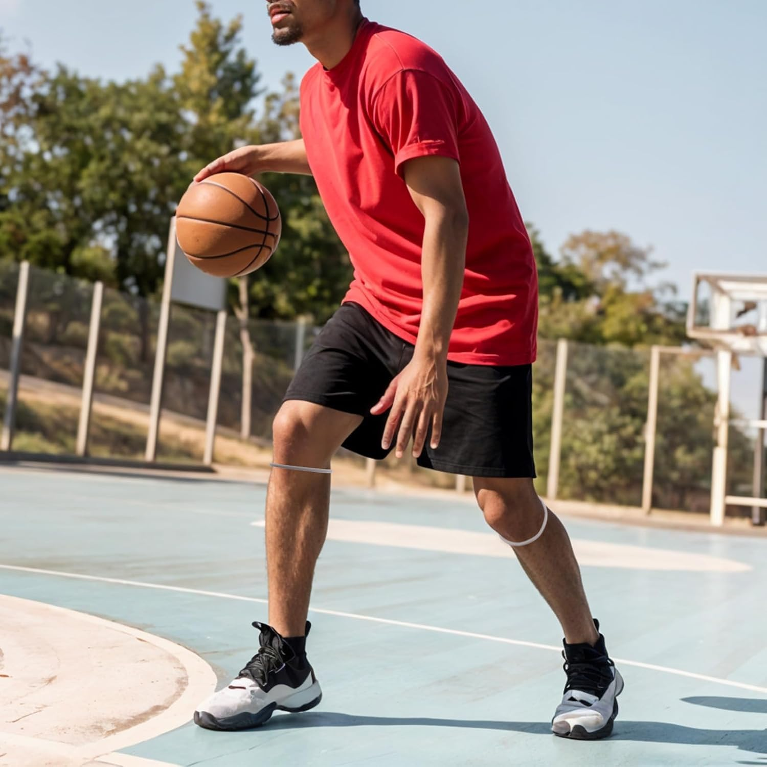 4 Pcs Knee Patella Support Straps, Silicone Knee Band for Pain Relief, Flexible Patellar Stabilizer for Running, Basketball & Sports - Men & Women image number 3