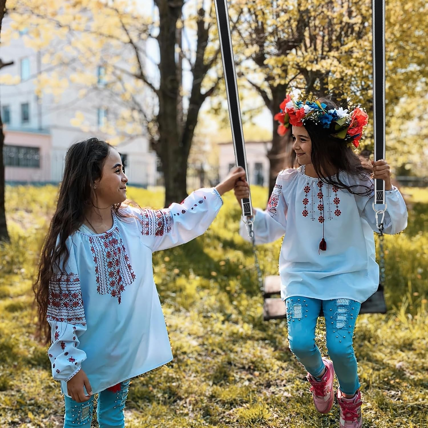 Tree Swing Hanging Strap Kit, Tree Swing Sling 2200 Lbs 5Ft Extra Long with Safer Lock Snap Hook for Hammocks, Easy Fast Installation Swing Hanging Set Perfect for Tree Swing & Hammocks (Black-White) image number 1