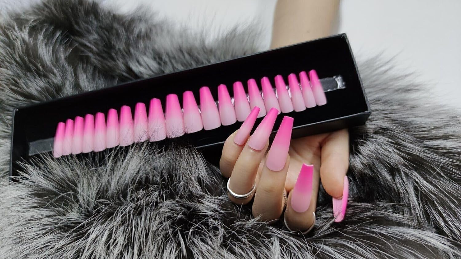 Press on Nails Fake Long Coffin Nail Tips Pink Ombre Matte 20 Pcs image number 1