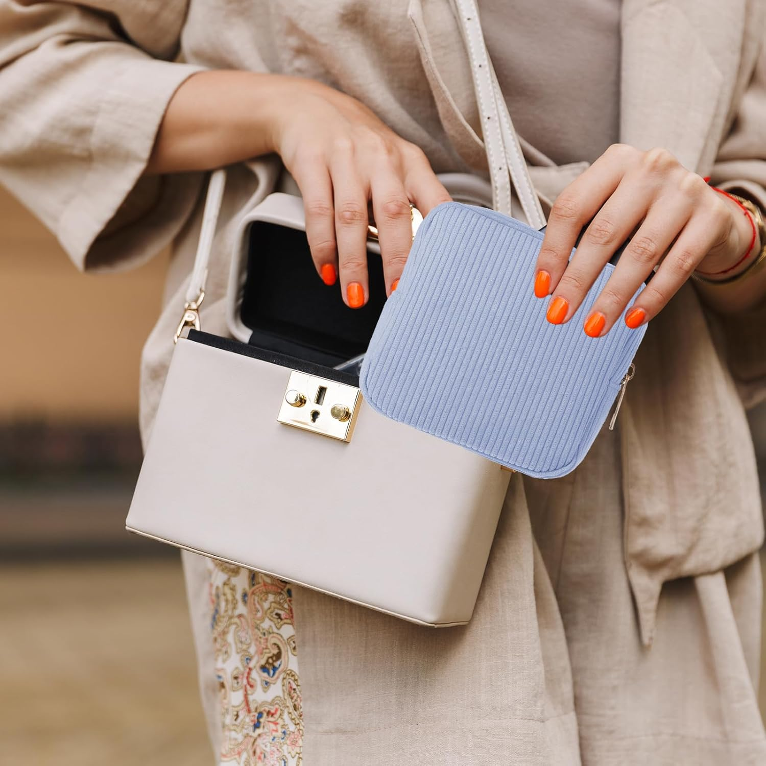 Period Bag for Teen Girls, Corduroy Sanitary Napkin Storage Bag, Cute Cosmetic Pouch for Women with Slip-In Pockets, Sky Blue - Sky Blue image number 4