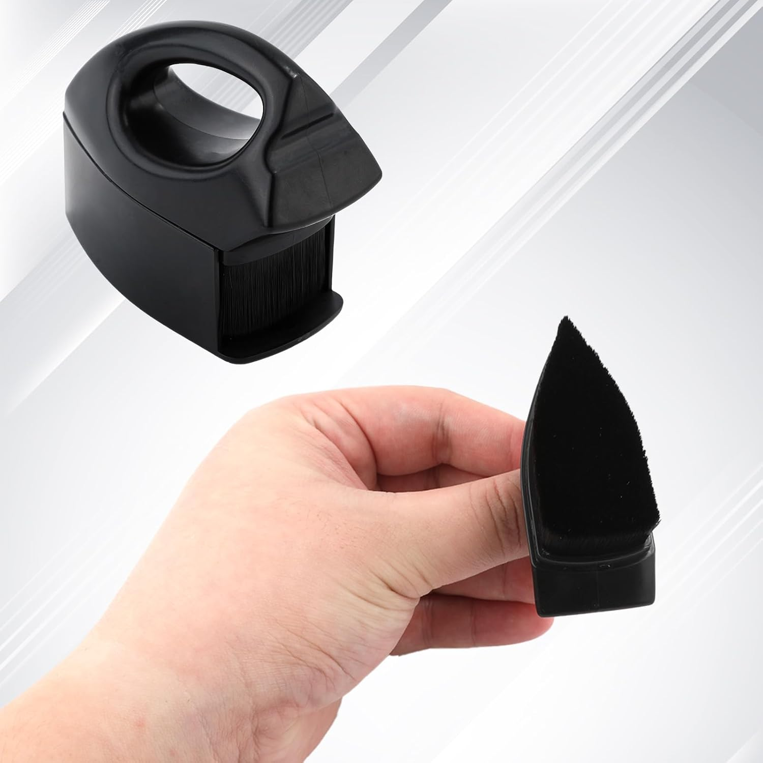 Auto Tire Dressing Brush, Tire Applicator Brush with High Density Bristles Reusable Tire Shine Applicator Brush Portable Car Brush with Handle for Car Cleaning Supplies (Black)