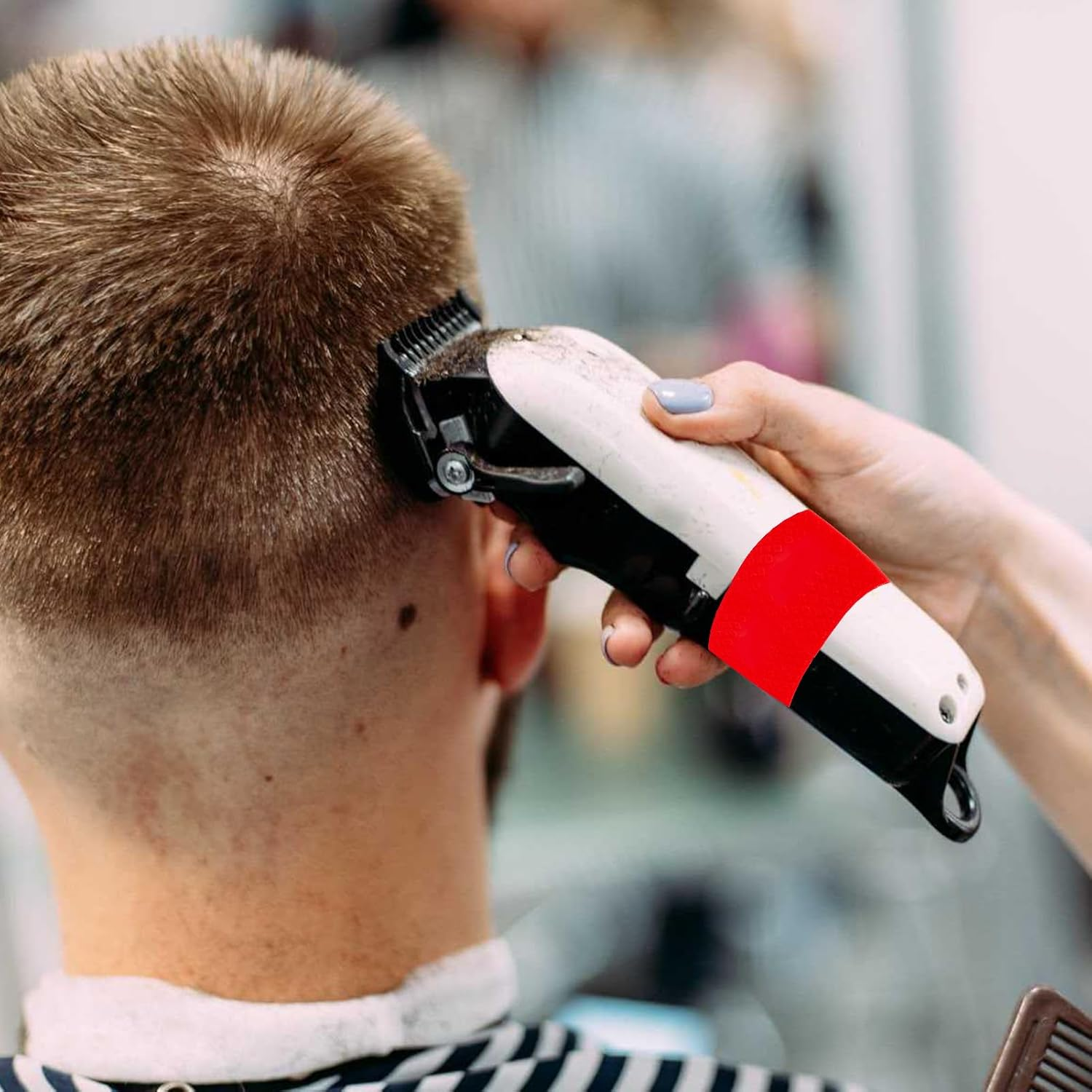 NICENEEDED Non-Slip Clipper Grip Silicone Sleeve Covers for Hairdressers Professional Hairdressers Clipper Bands Heat Resistant Hair Grippers Pack of 3 image number 2