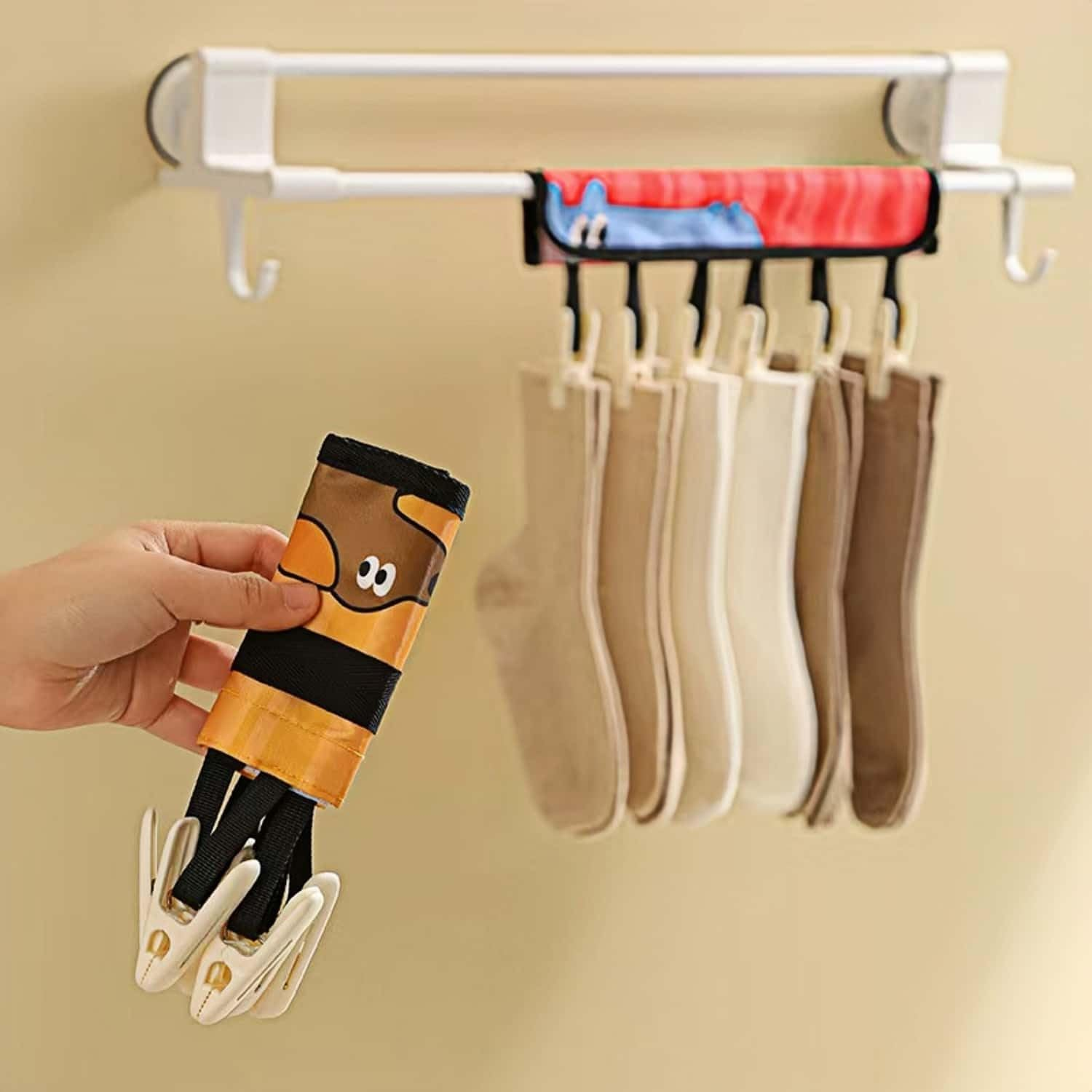 ARREBOL 2 Pack Travel Colourful Clothes Pegs, Portable Folding Clothes Drying Hanging Clips for Laundry, Towel, Underwear & Swimsuits