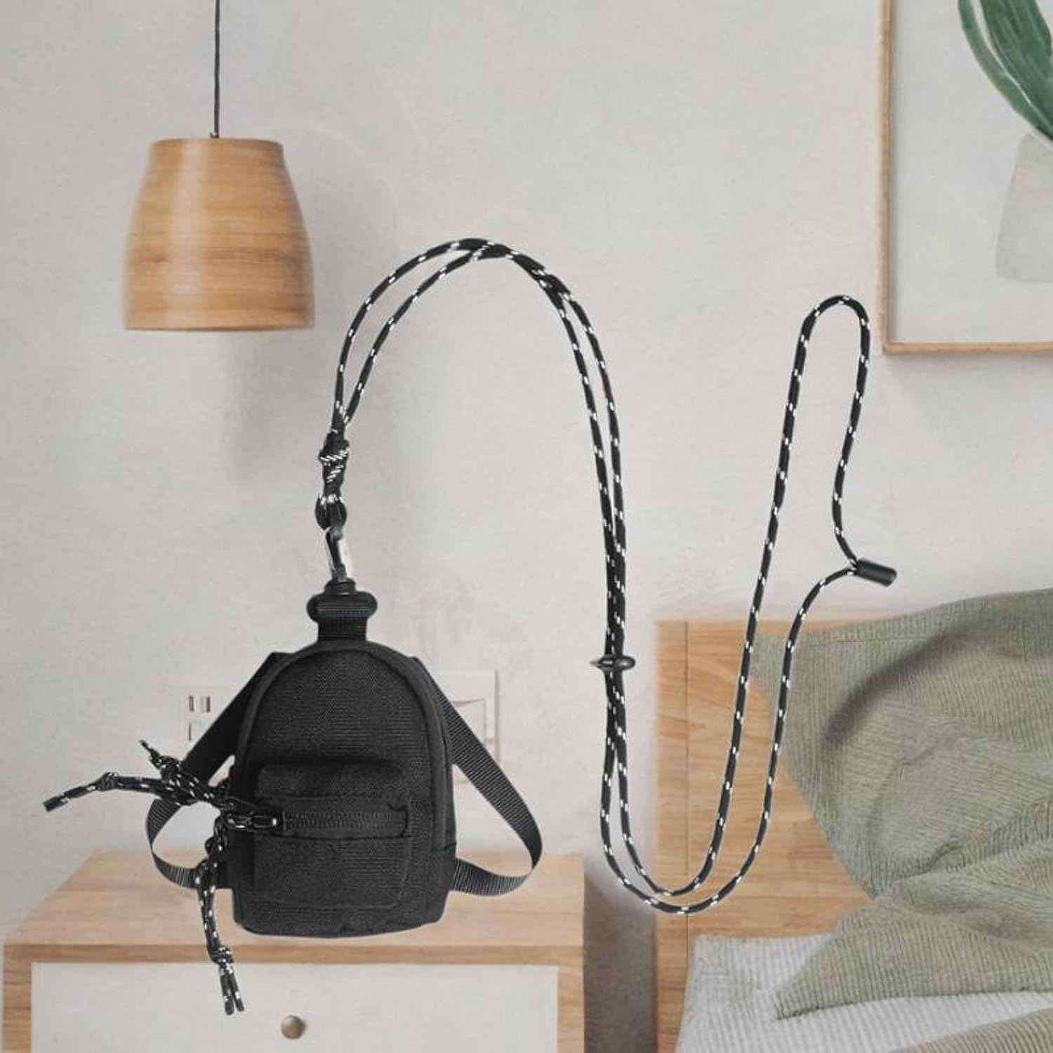 Hellery Secure Travel Neck Pouch with Protection image number 1