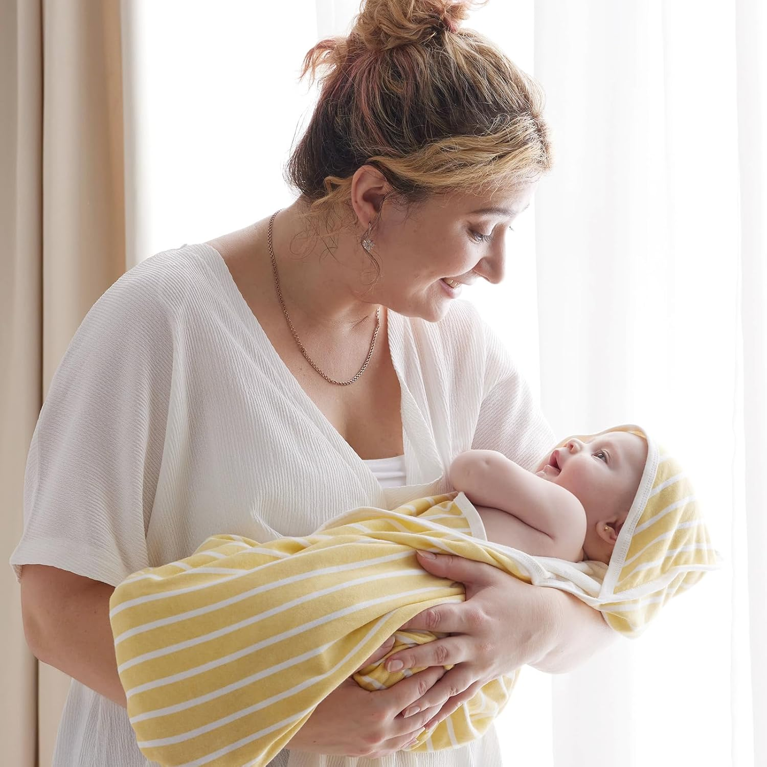 Momcozy Baby Hooded Towel, 2 Pack Baby Towel Set, Super Soft Bath Towel with Original Design, Shower Gifts for Infant, Toddler (28 X 28 Inch, Lemon Leaves) image number 1