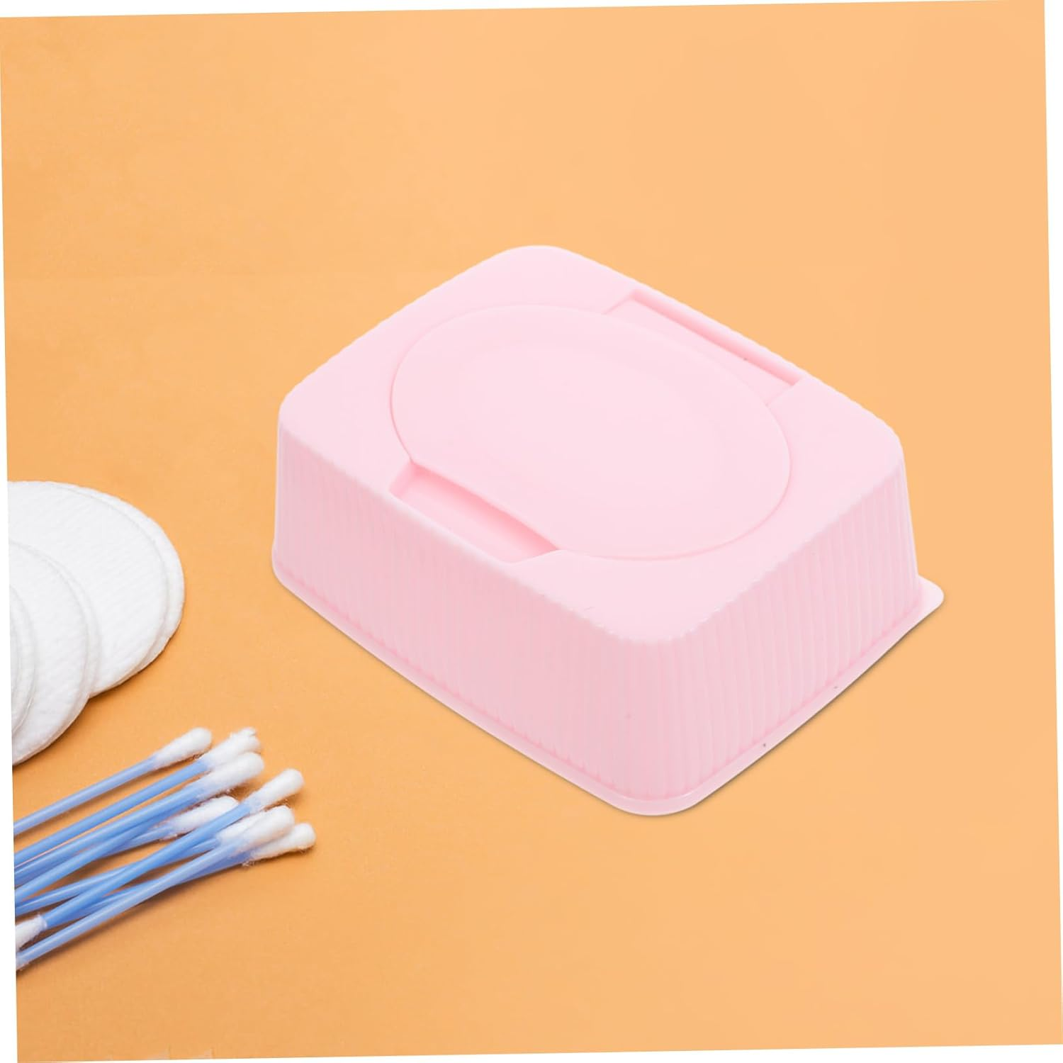 Baby Wipes Dispenser and Wipes Container Pink Plastic Flip-Top Storage Box for Children Dustproof Portable Moisture Retention Suitable for Home and Travel