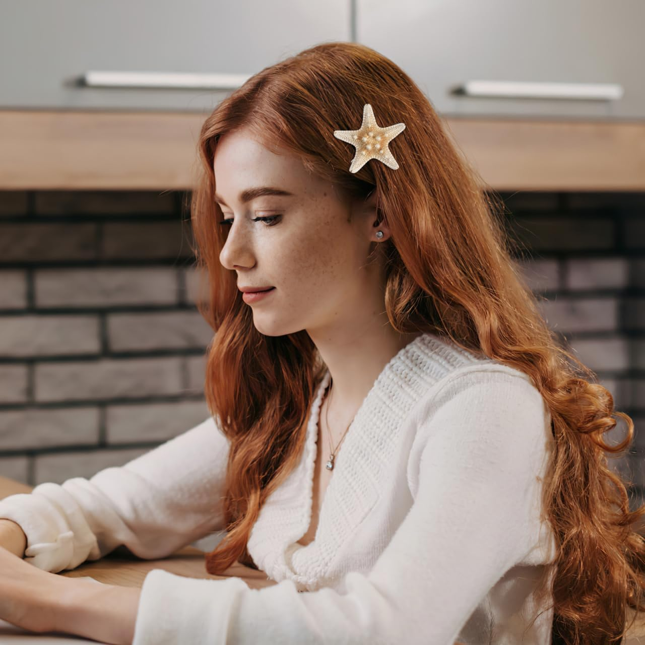 Partykindom 2Pcs Sea-Star Hair Clips for Girls Womens, Beach Hairpins Unique Metal Five-Pointed Seaside Hair Clips, Elegant Hair Bangs Clip for Girls image number 1