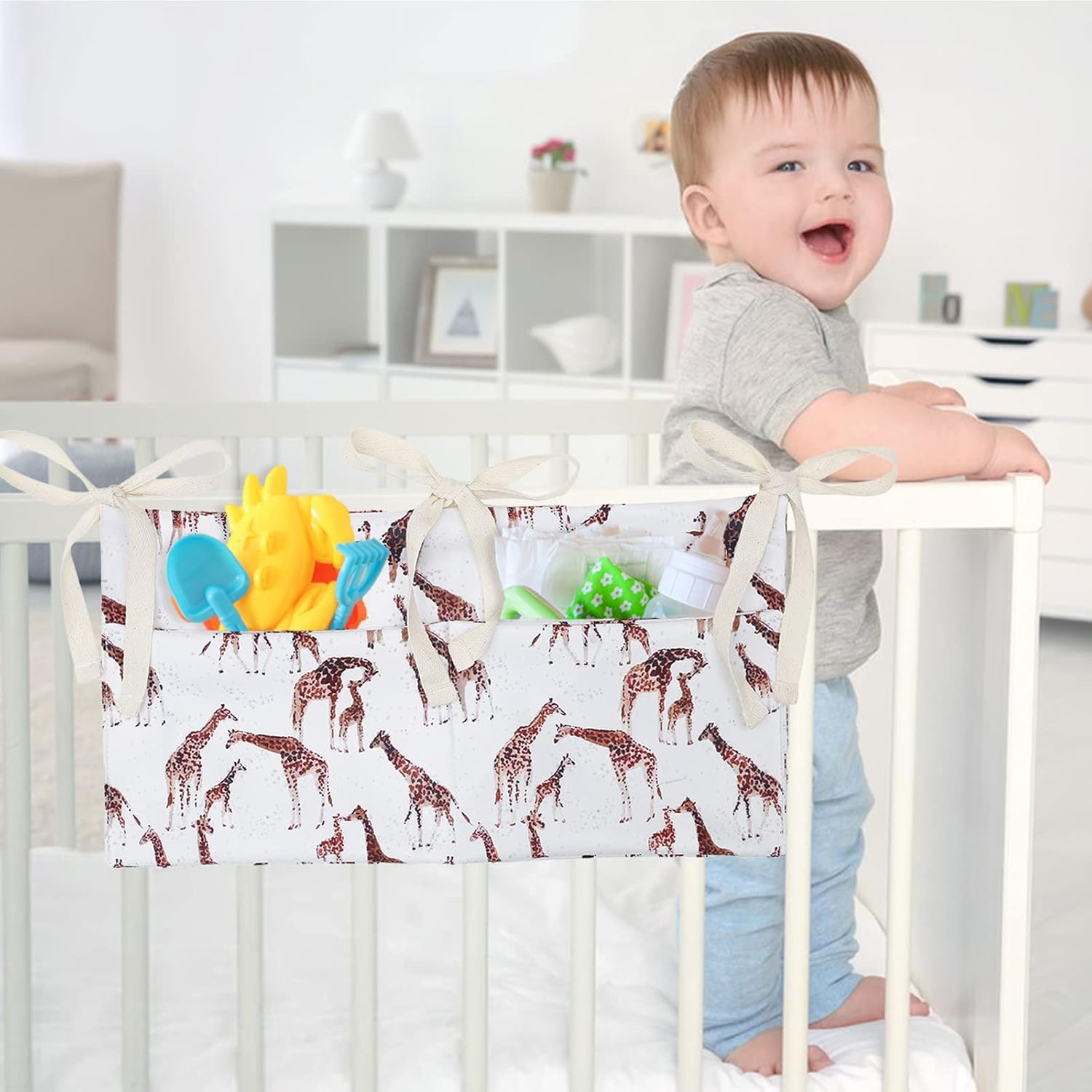 Winmany Baby Crib Organizer Cot Caddy Bed Storage Bag 2 Pockets Bedside Hanging Diaper Nursery Organizer for Diapers Toys Clothing (Giraffe) image number 3