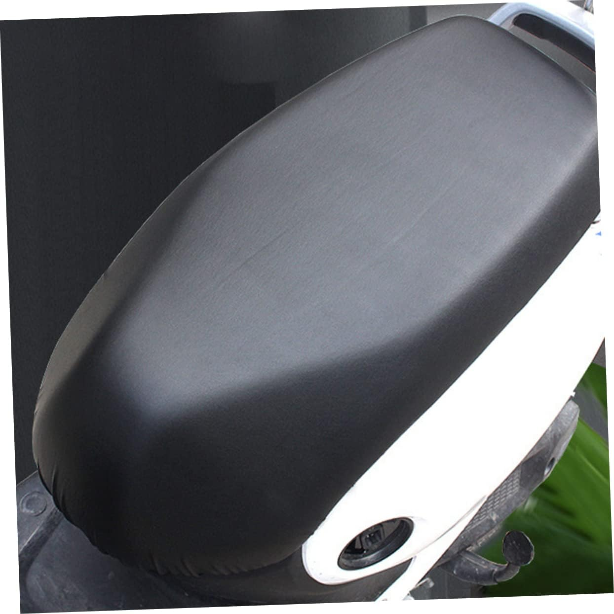 Vaguelly Motorcycle Seat Rain Cover Pu Leather Universal Seat Protector Daily Use Motorbike Cover image number 1