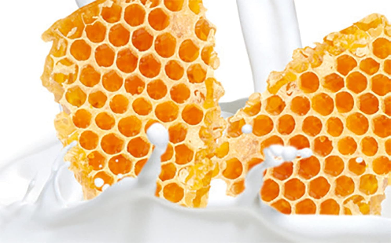 Cuccio Naturale Hydrating Dry Body Oil - Scented, Renewing and Essential Moisturizing Treatment for Dry Skin Repair - Paraben Free Formula with All Natural Ingredients - Milk and Honey - 100 ML