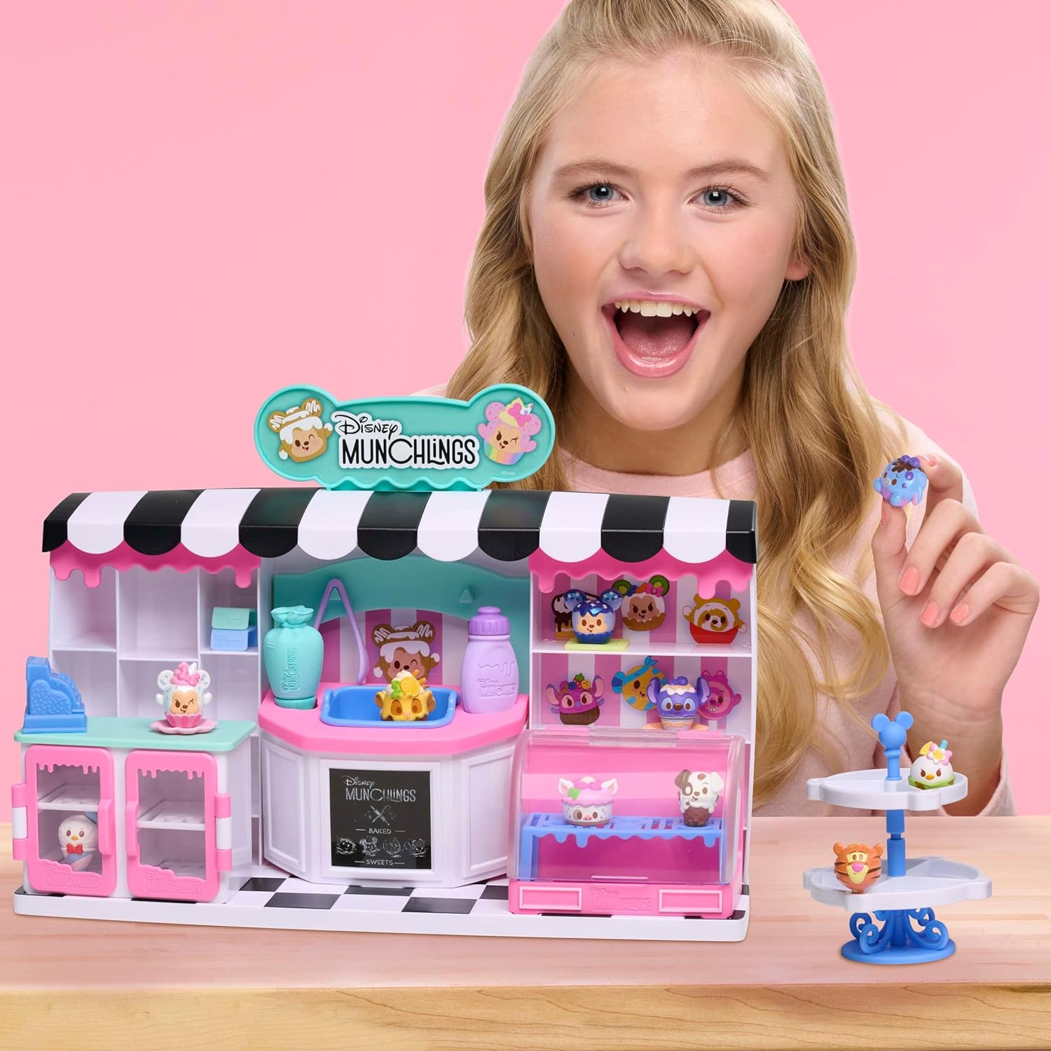 Disney Munchlings Mini Munch Bakery, 25-Piece Color Change Figure Playset, Kids Toys for Ages 3 up by Just Play