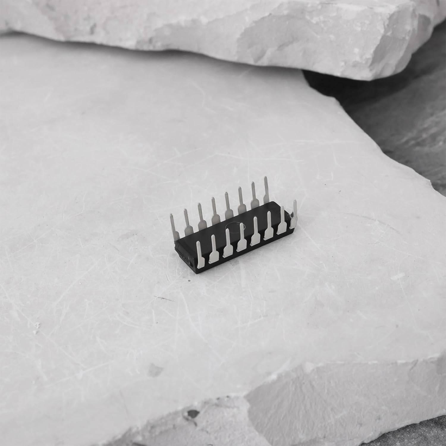 Ecsing 10Pcs 16Pin Integrated Circuit 74LS138N SN74LS138N for Digital Computing image number 6