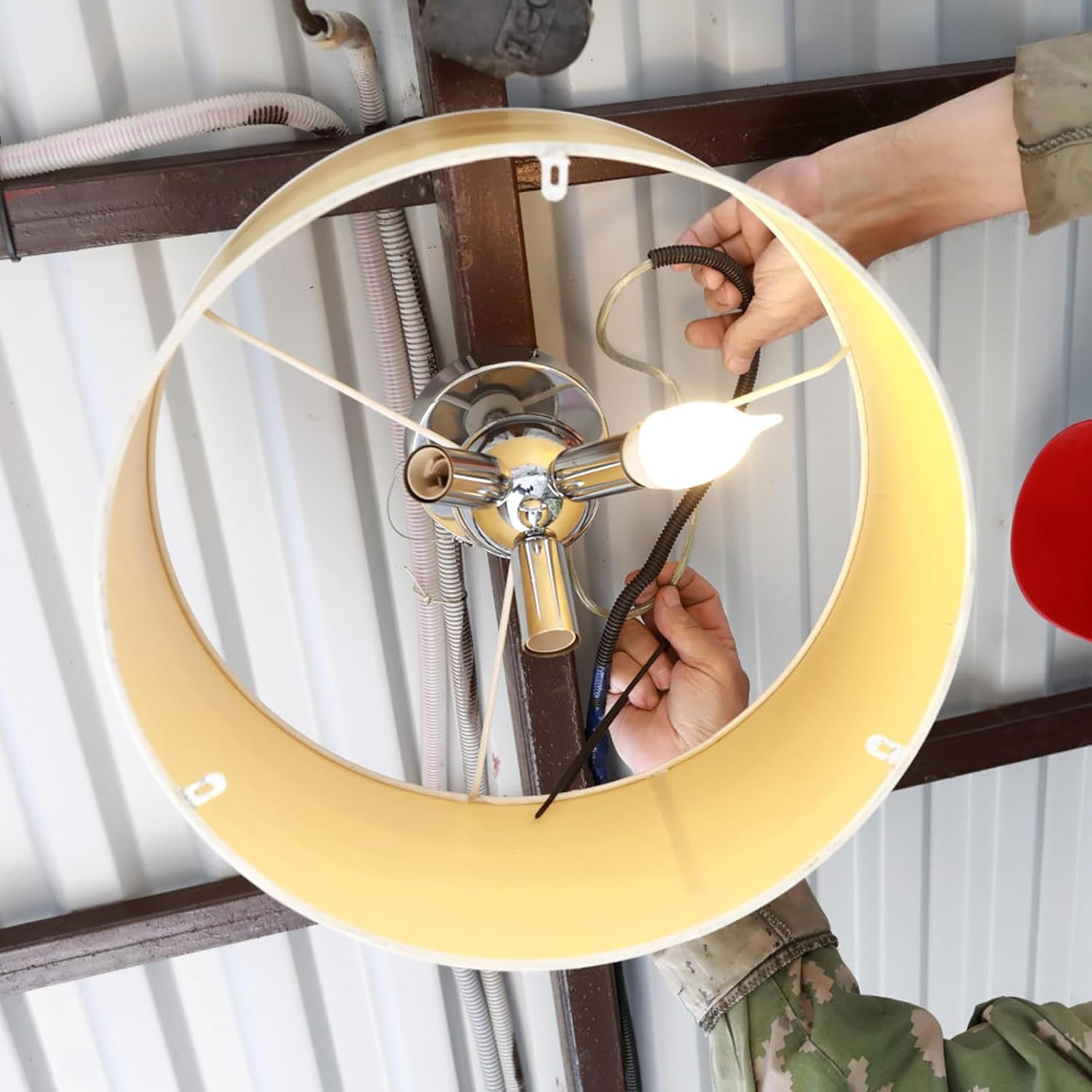 Lampshade Ring Converter, 8 Pieces E27 to E14 Lampshade Reducing Ring Adapter, Lamp Ring Reducing Ring for Fitting Screw Lampshades to Bayonet (White) image number 2