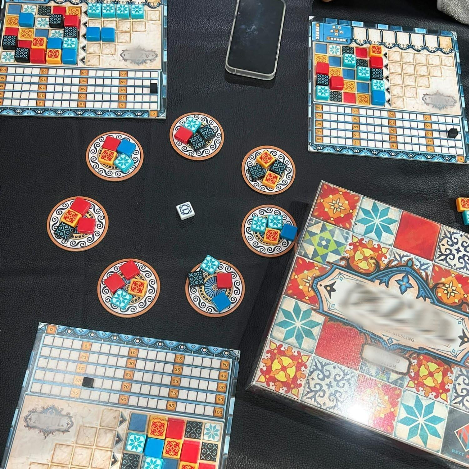 Azul Board Game - Strategic Mosaic Tile Placement Game for Family Fun, Adults & Kids, 2-4 Players, 30-45 Min Playtime, Colourful Pattern Puzzle Game image number 5