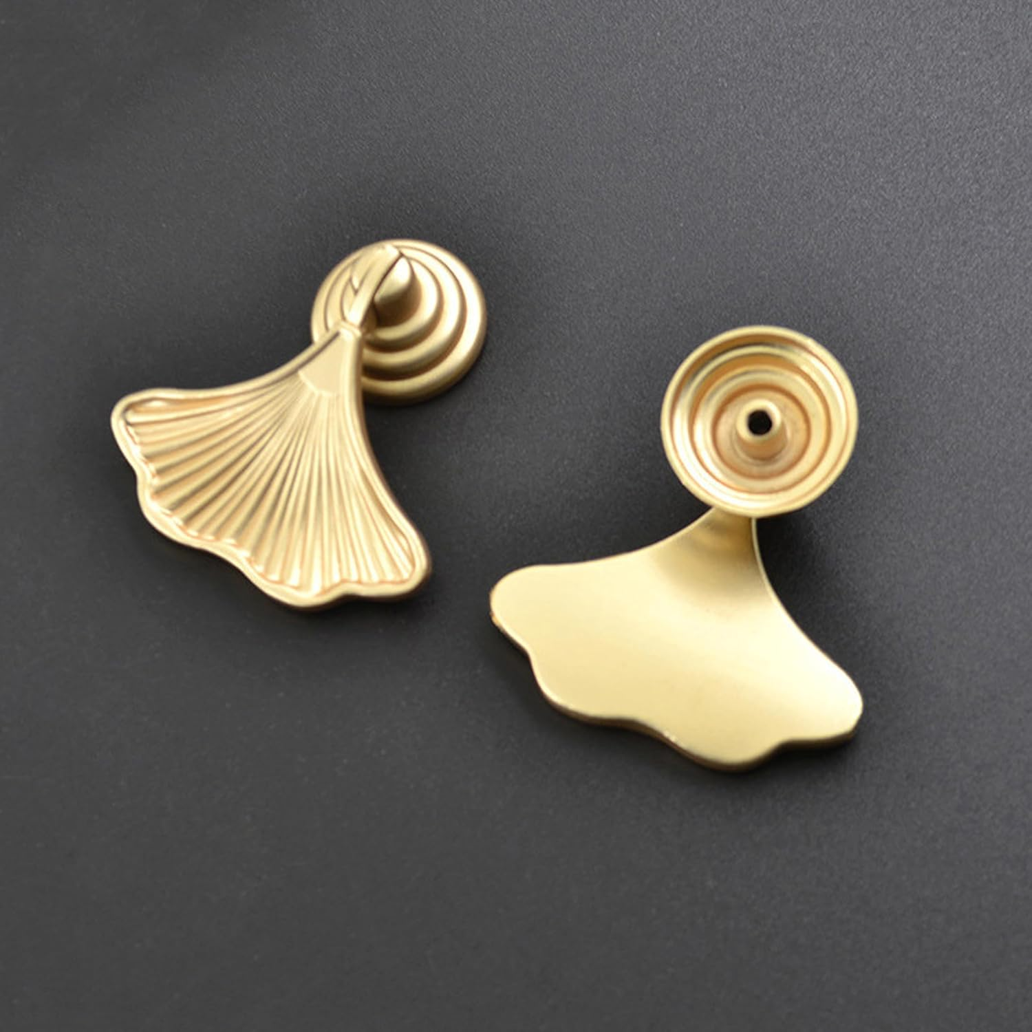 6 PCS Golden Ginkgo Leaf Shape Knob Handles, Drop Pendant Pull Handle with Screws, Hardware Drawer Single Hole Carved Pattern Handle for Wardrobe Cupboard Closets Cupboard image number 6