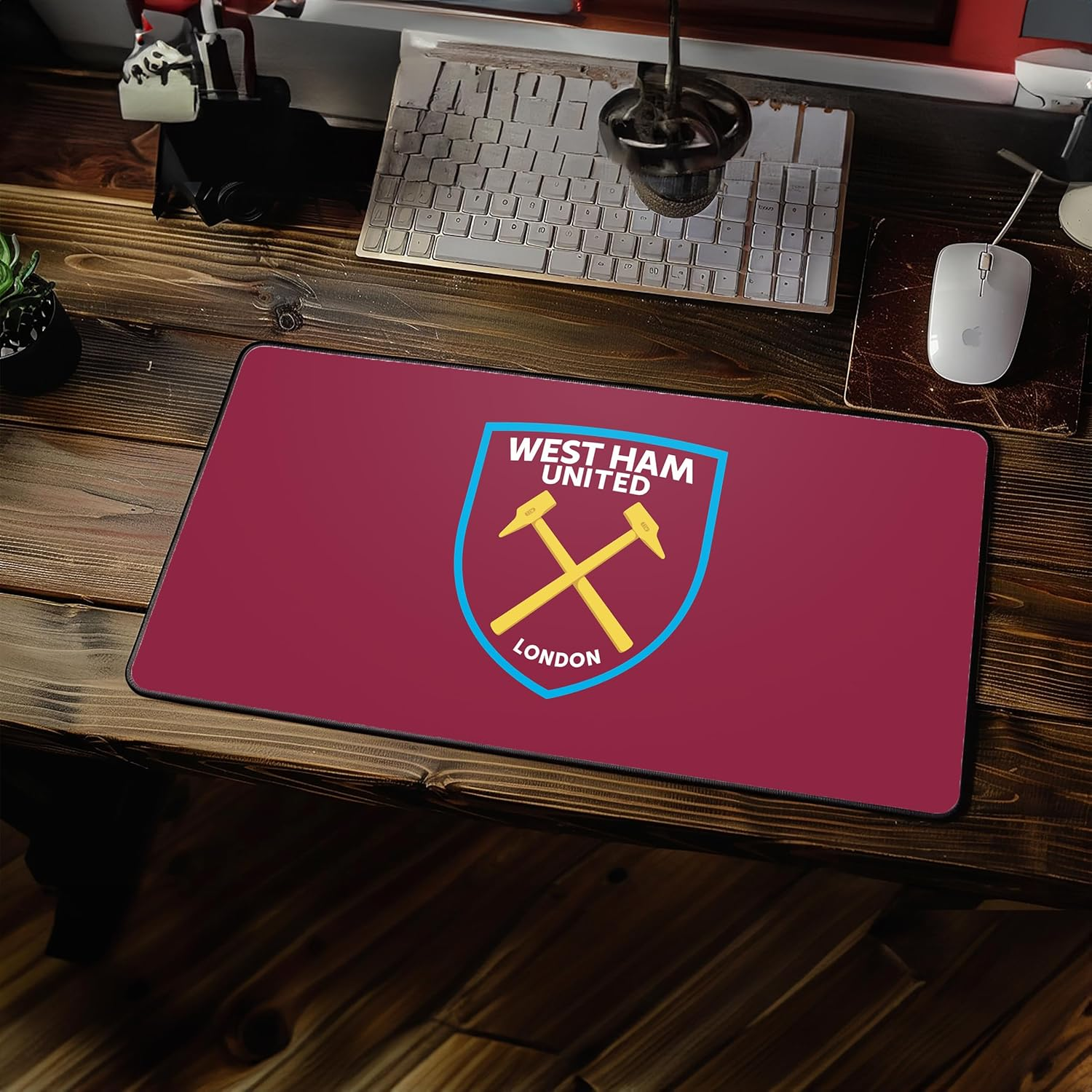 Licensed D&eacute;cor West Ham United FC - Vinyl Desk Pad - Crest on Wine Red - 43Cm X 90Cm image number 2