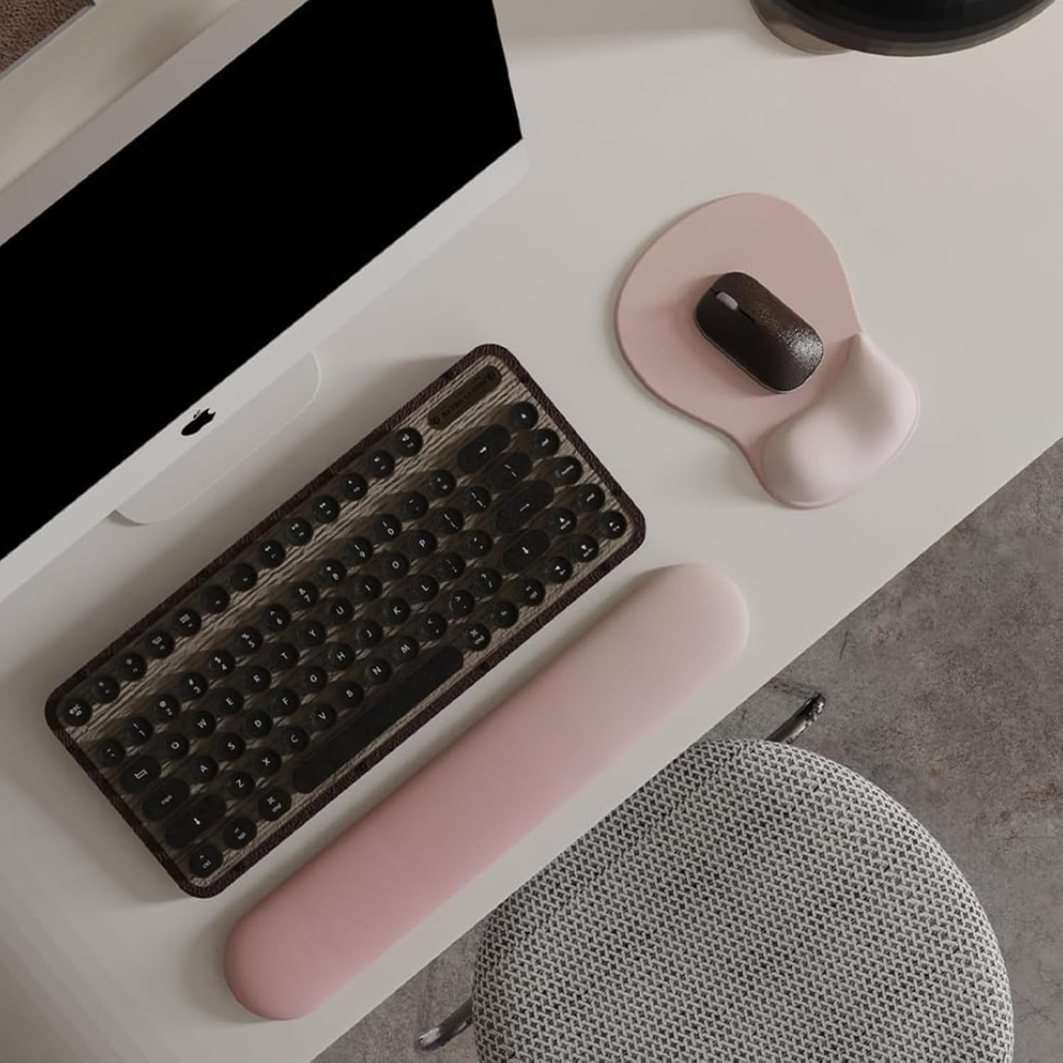 Wrist Rest Mouse Pad &ndash; Ergonomic Office Mousepad with Wrist Support, Non-Slip Design Desk Mat for Home & Game Decor Pink image number 1