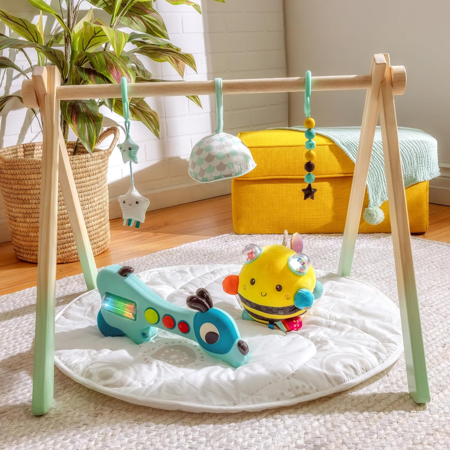 B. Baby &ndash; Mini Toy Guitar &ndash; Musical Baby Toy &ndash; Lights & Sounds &ndash; Educational & Sensory Toys &ndash; 6 Months + &ndash; Mini Woofer image number 3