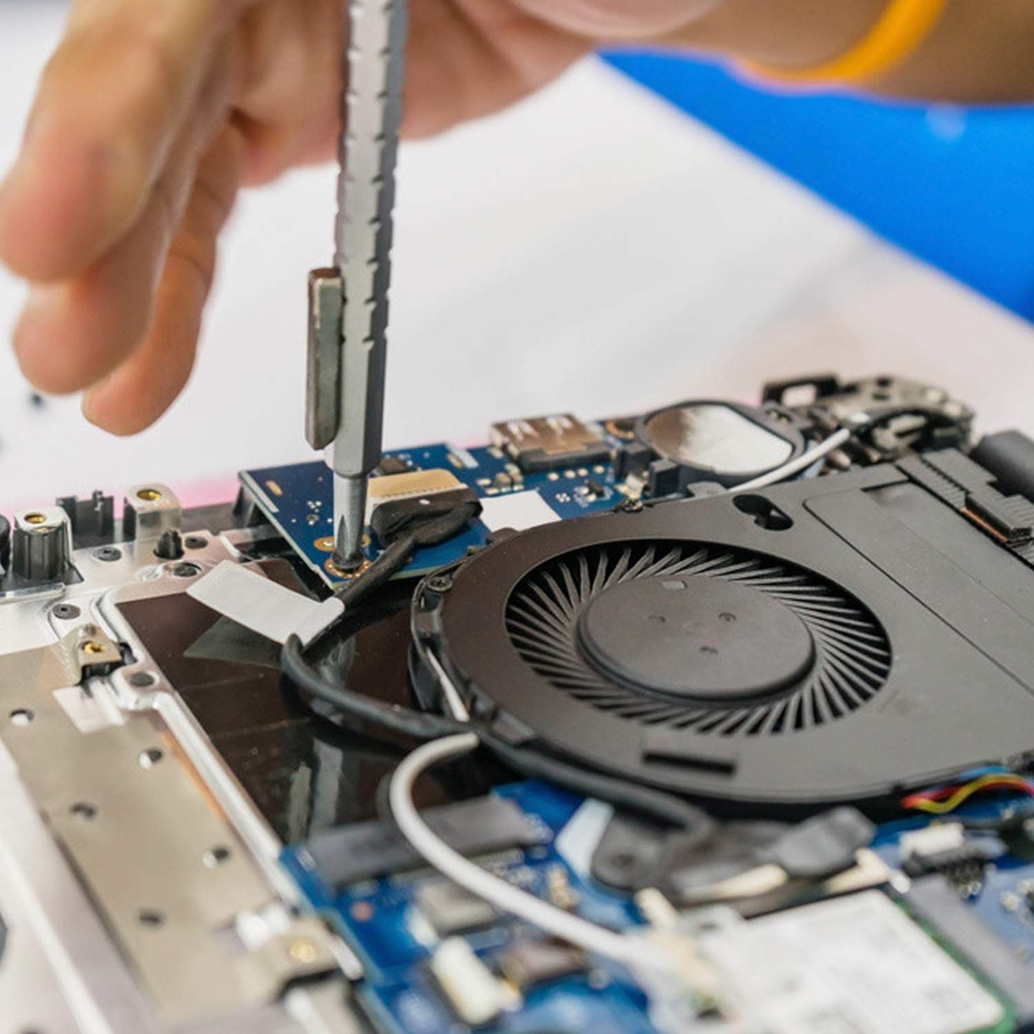 VAPKER 420Pcs Computer Screw Set PC Motherboard Screws Spacers for Universal Motherboard PC Case Fan CD-ROM Hard Disk Notebook image number 5