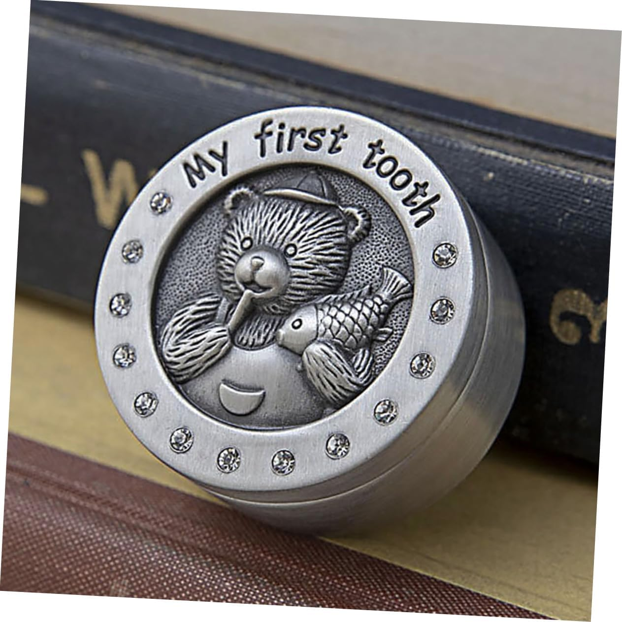 2Pcs Tooth Box Vintage Metal Keepsake Organizer for First Tooth Curl Storage Corrosion Resistant with Velour Lining Boys image number 3