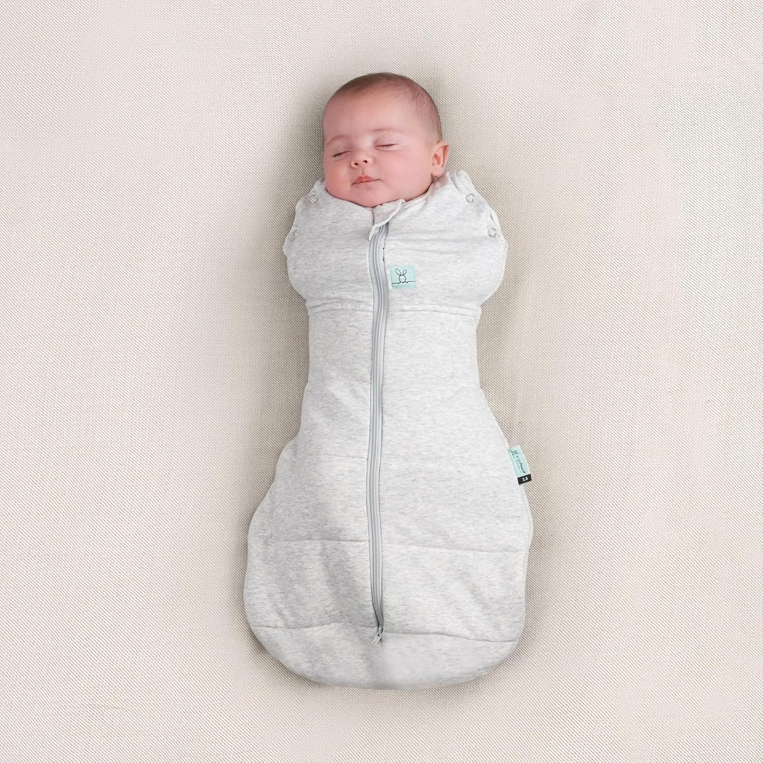 Ergopouch 2.5 TOG Cocoon Swaddle, 0-3 Months &ndash; Oatmeal Marle Print &ndash; Organic Cotton Swaddle & Sleeping Bag in One &ndash; Arms In/Out &ndash; Easy-To-Use Two-Way Zipper &ndash; Designed for Safety & Comfort