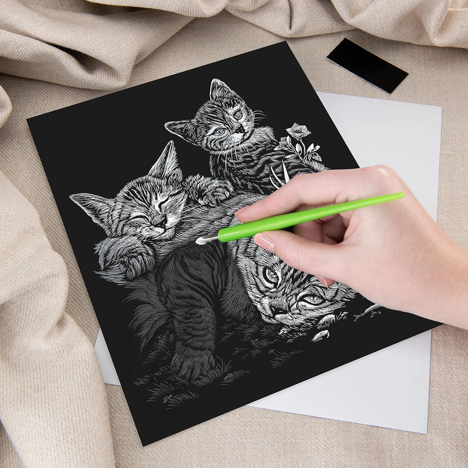 Royal & Langnickel Silver Engraving Art A4 Size Tabby Cat and Kittens Designed Painting Set