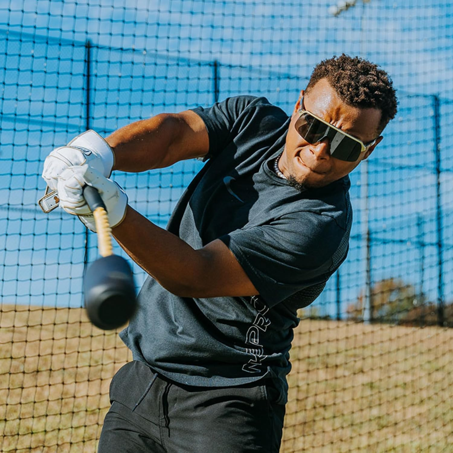 Rope Bat - Ultimate Rope Bat Swing Trainer W/ 3 Smushballs Baseball & Softball Hitting Trainer, Training Tool, Batting Aid image number 4