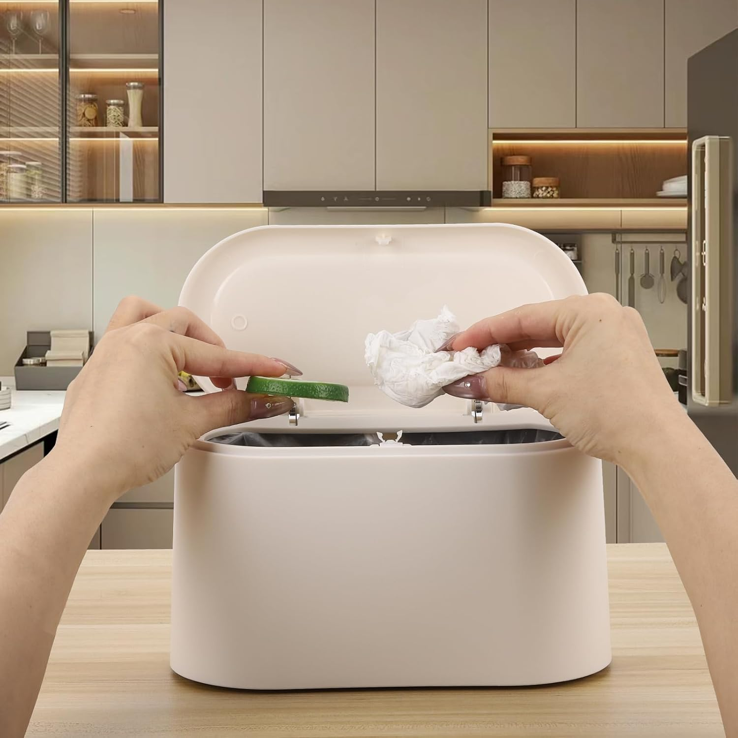 BTYMS Small Rubbish Bin with Lid and Bin Bags, 22 X 11 X 13 Cm, Removable Compact Waste Bin Pop-Up Countertop Garbage Can for Bathroom, Office, Kitchen, Desk (White)