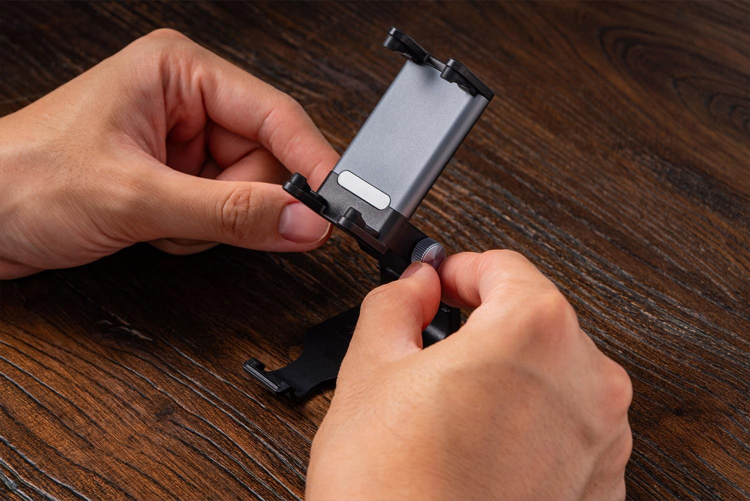 8Bitdo Mobile Clip for Pro 2/Pro 3 Bluetooth Controller image number 5