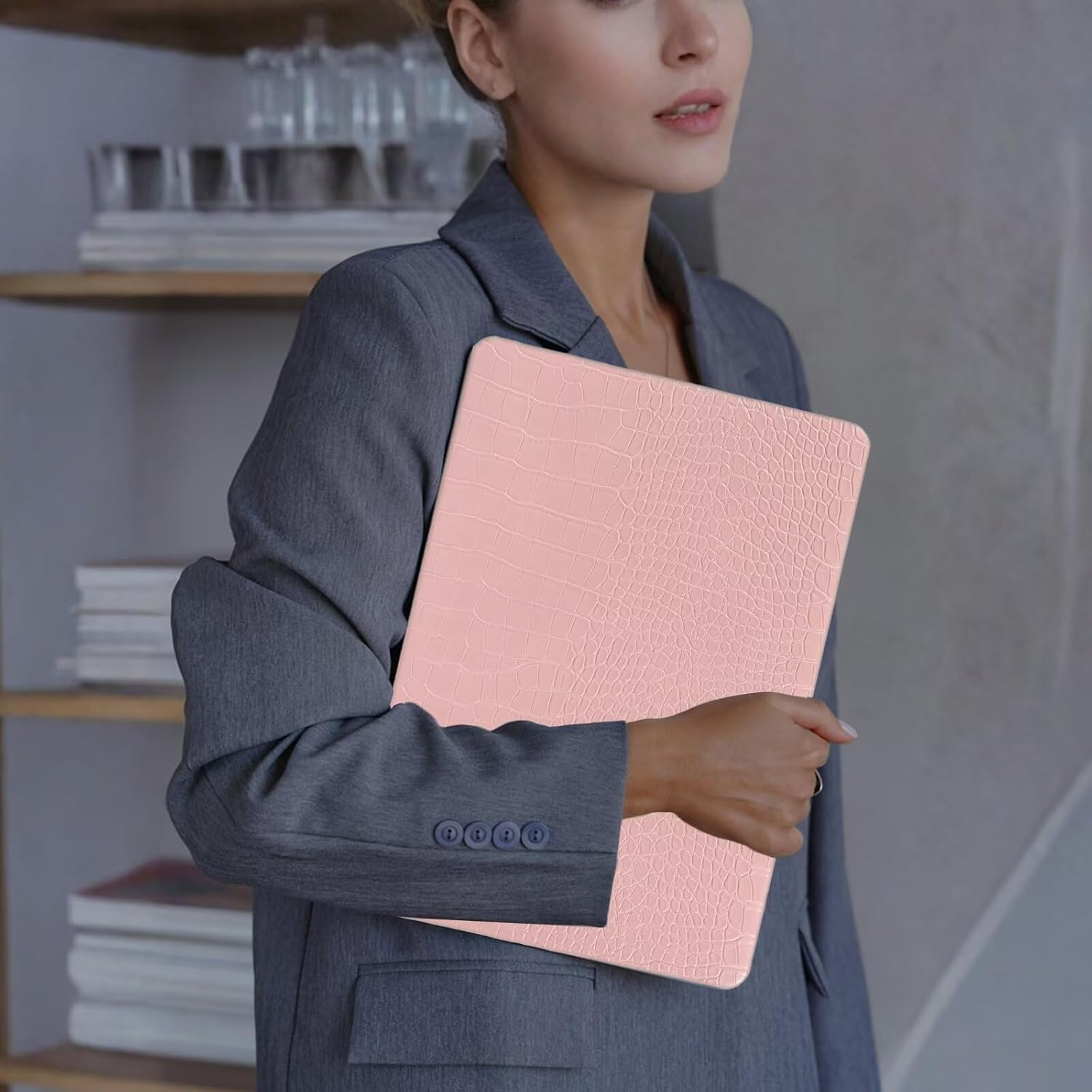 Monsdirect Case Compatible with Macbook Pro 13 Inch 2025-2016 Release M2 M1 A2338 A2251 A2289 A2159 A1989 A1708 A1706, Crocodile Print Alligator Skin PU Leather Hard Shell Case & Keyboard Cover, Pink image number 6