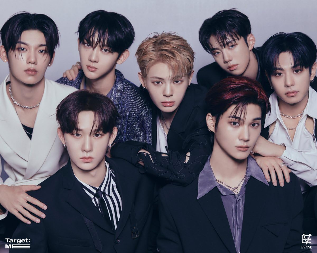 EVNNE Target : ME 1St Mini Album Standard V Version Cd+88P Photobook+1P Folding Poster on Pack+1P Photocard+1P Postcard+1Ea Sticker+1P ID Photo+1P Message Card+Tracking Sealed image number 4