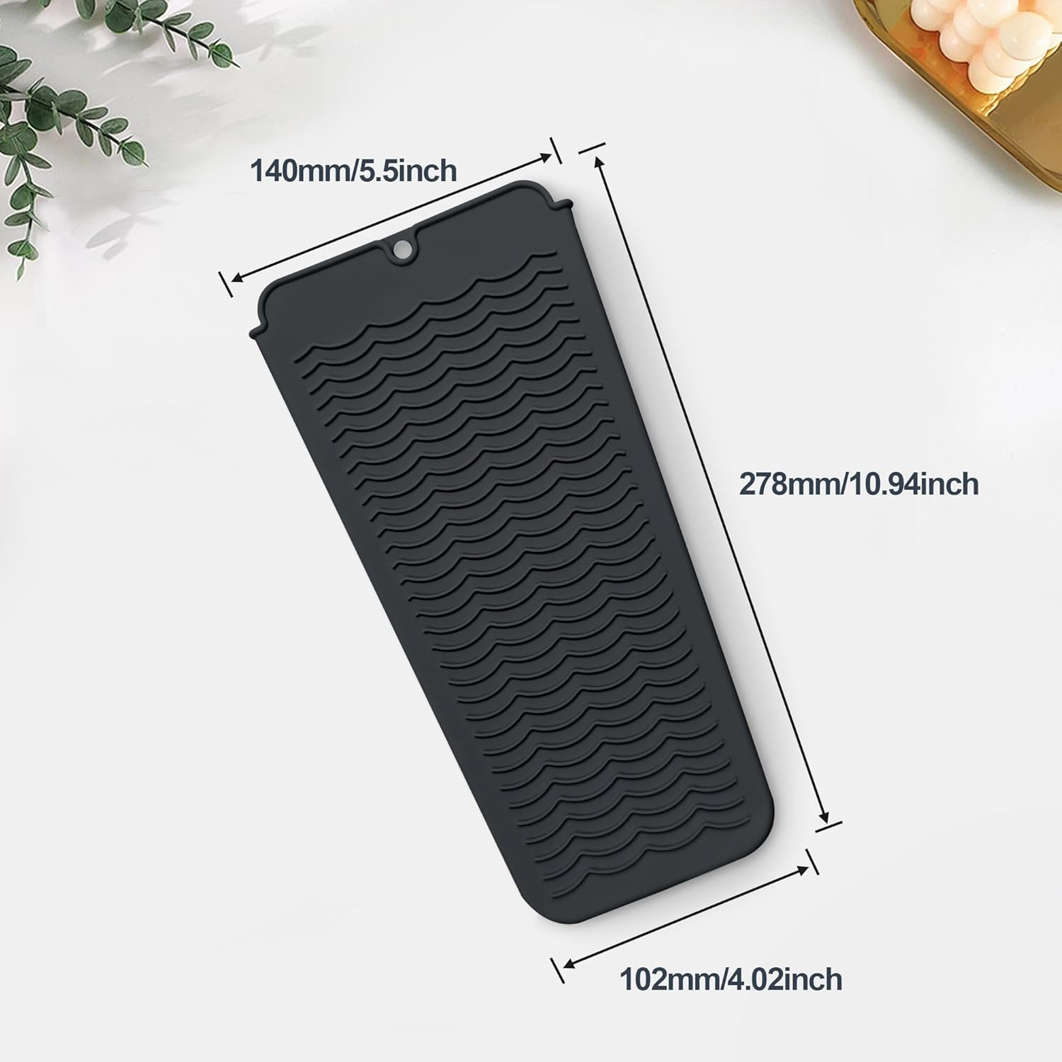 Heat Resistant Silicone Mat Pouch for Flat Iron, Curling Iron, Hot Hair Styling Tools (Black) image number 4