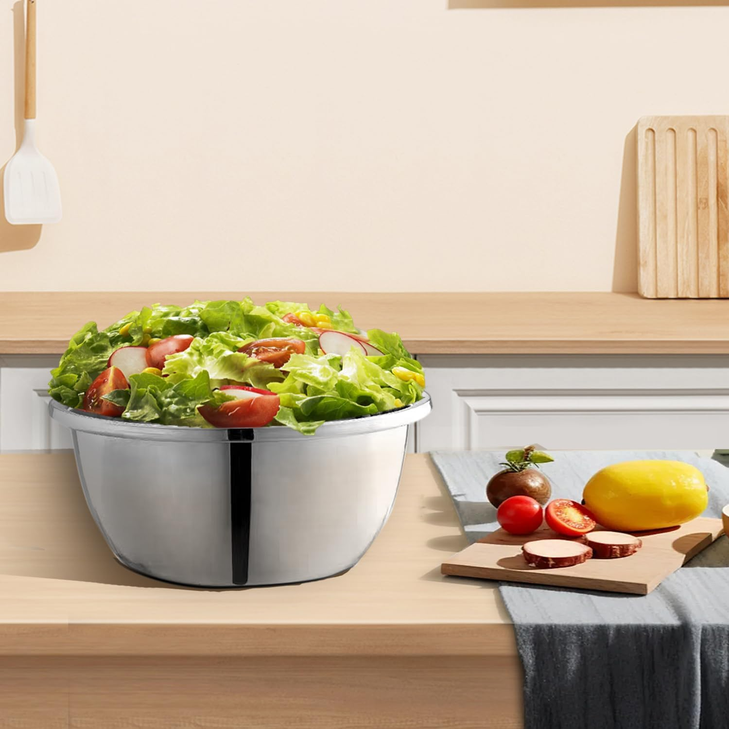 WANBY Stainless Steel Bowls Set 54 Oz Large Metal Salad Bowls Unbreakable Dinner Bowls Set Dishwasher Safe for Kitchen Home Camping Outdoor Party BBQ (4) image number 4