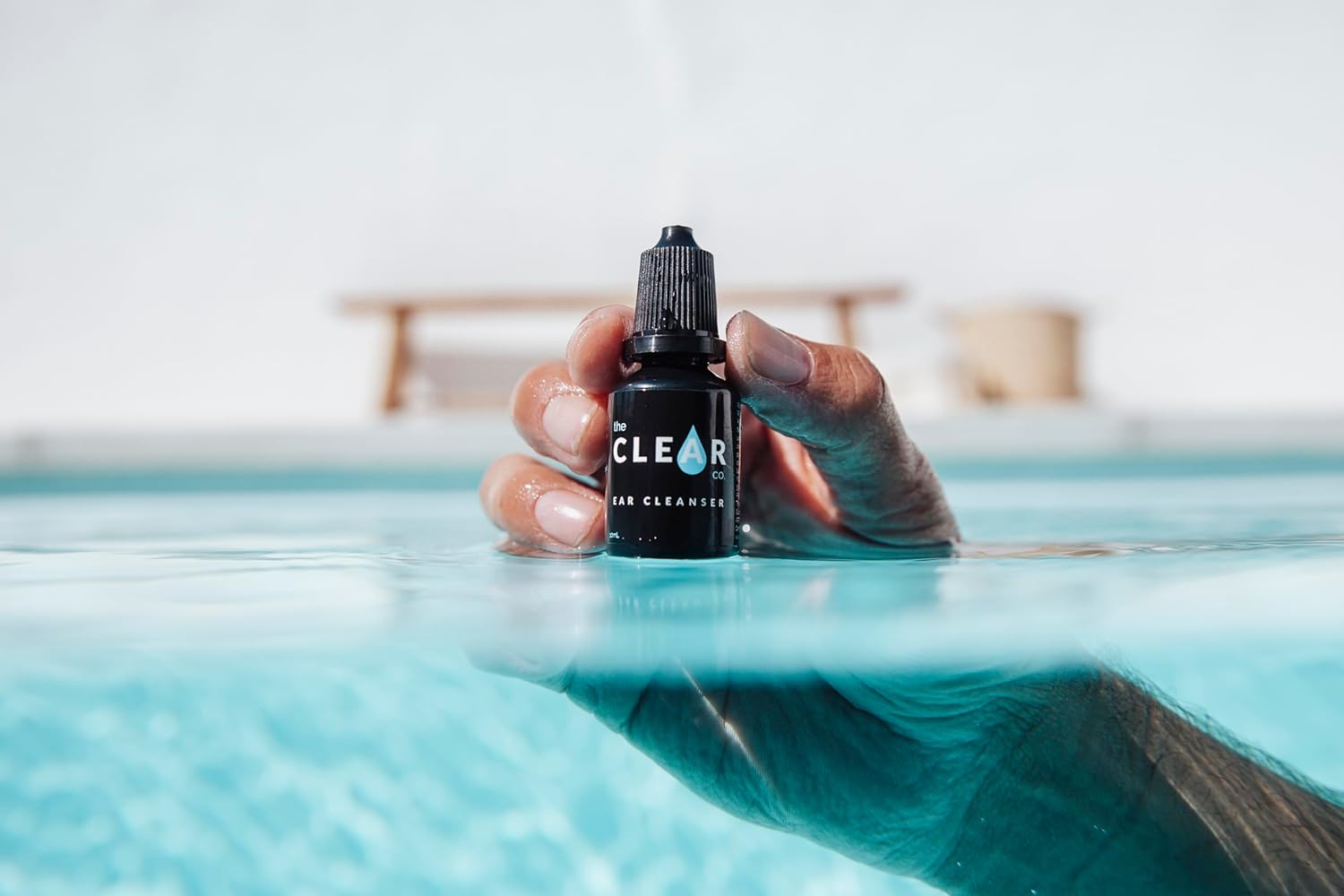 The Clear Co Ear Cleanser - Specifically Formulated Drops to Assist with the Dissolving & Removing of Excess Earwax - Helps with Swimmers Ear, Surfers Ear, Hearing Difficulties, Earache & Infection image number 3